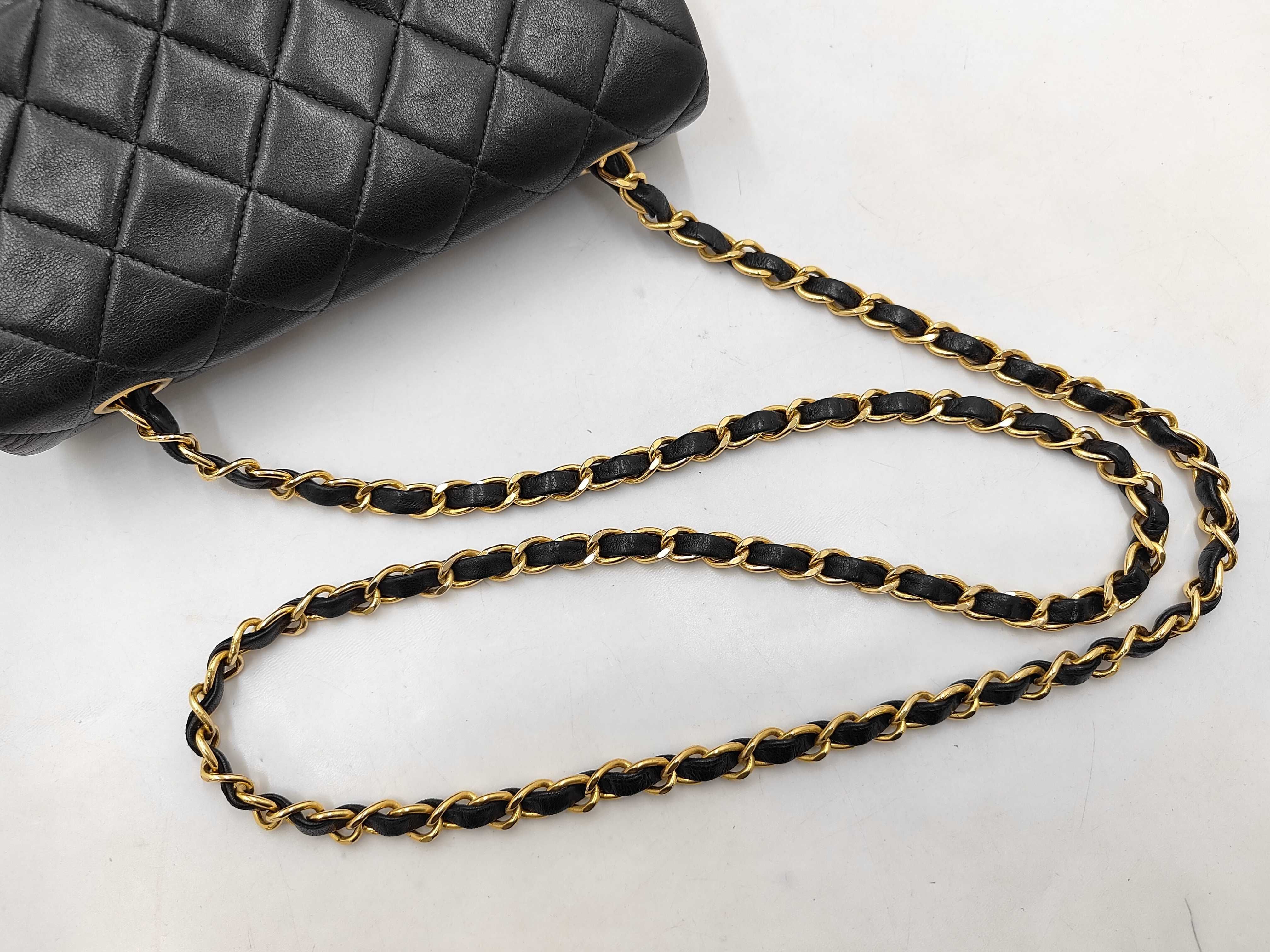 Mini Matelassé 20 Lambskin Single Flap Single Chain Bag Black Shoulder Bag — view 3