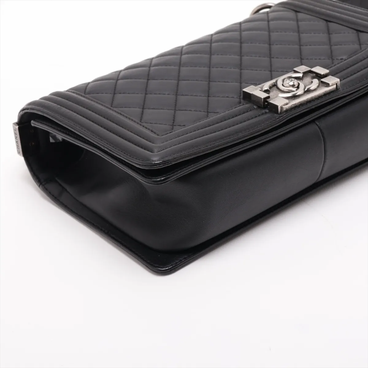 Boy Chanel 25 Lambskin Chain Shoulder Bag, Black with Gunmetal Hardware, 18379612, Serial Number 18, A67086 — view 4