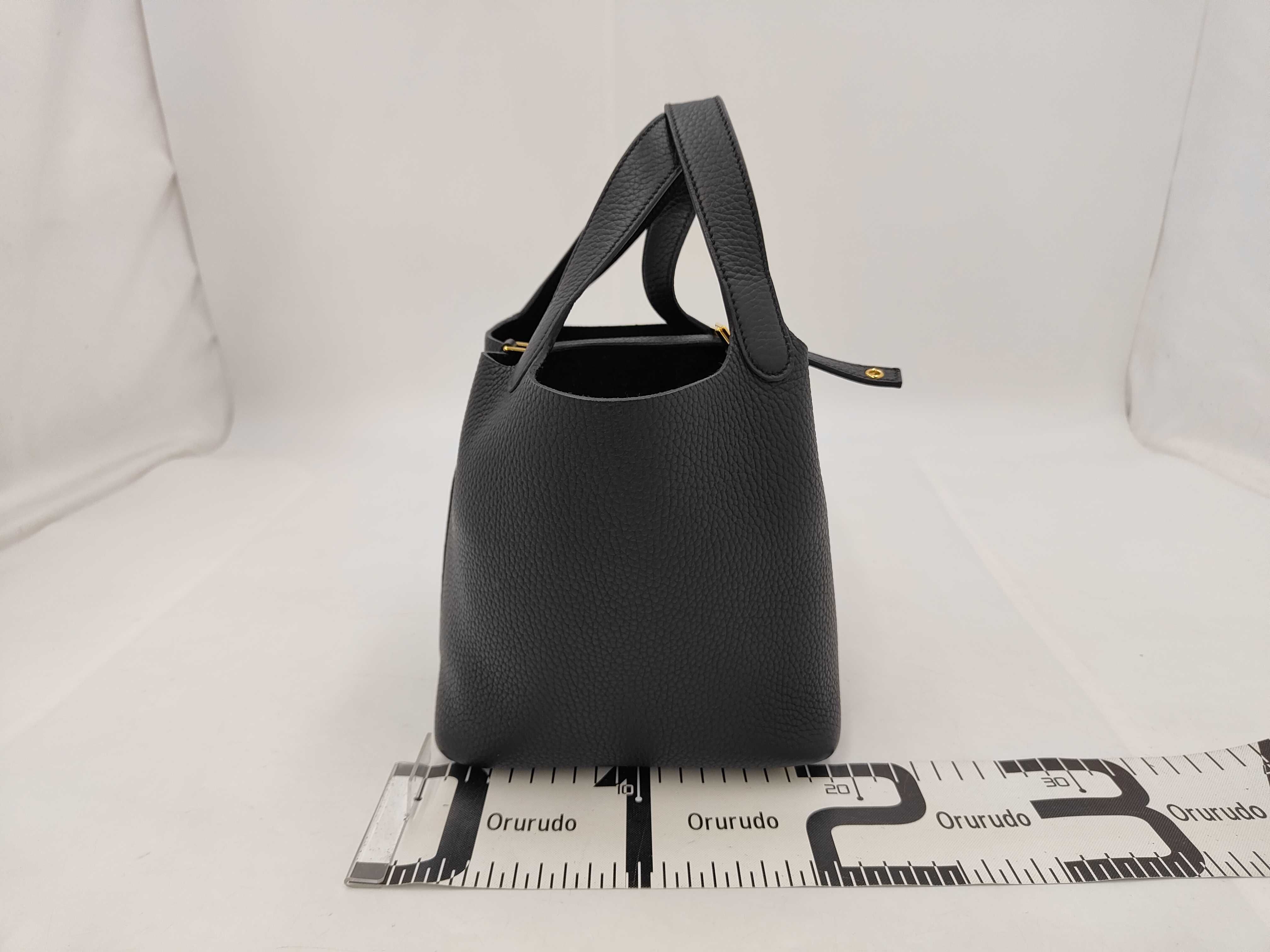 Picotin Lock 18 Black Taurillon Clemence Leather Gold Hardware W Stamp Handbag — view 2