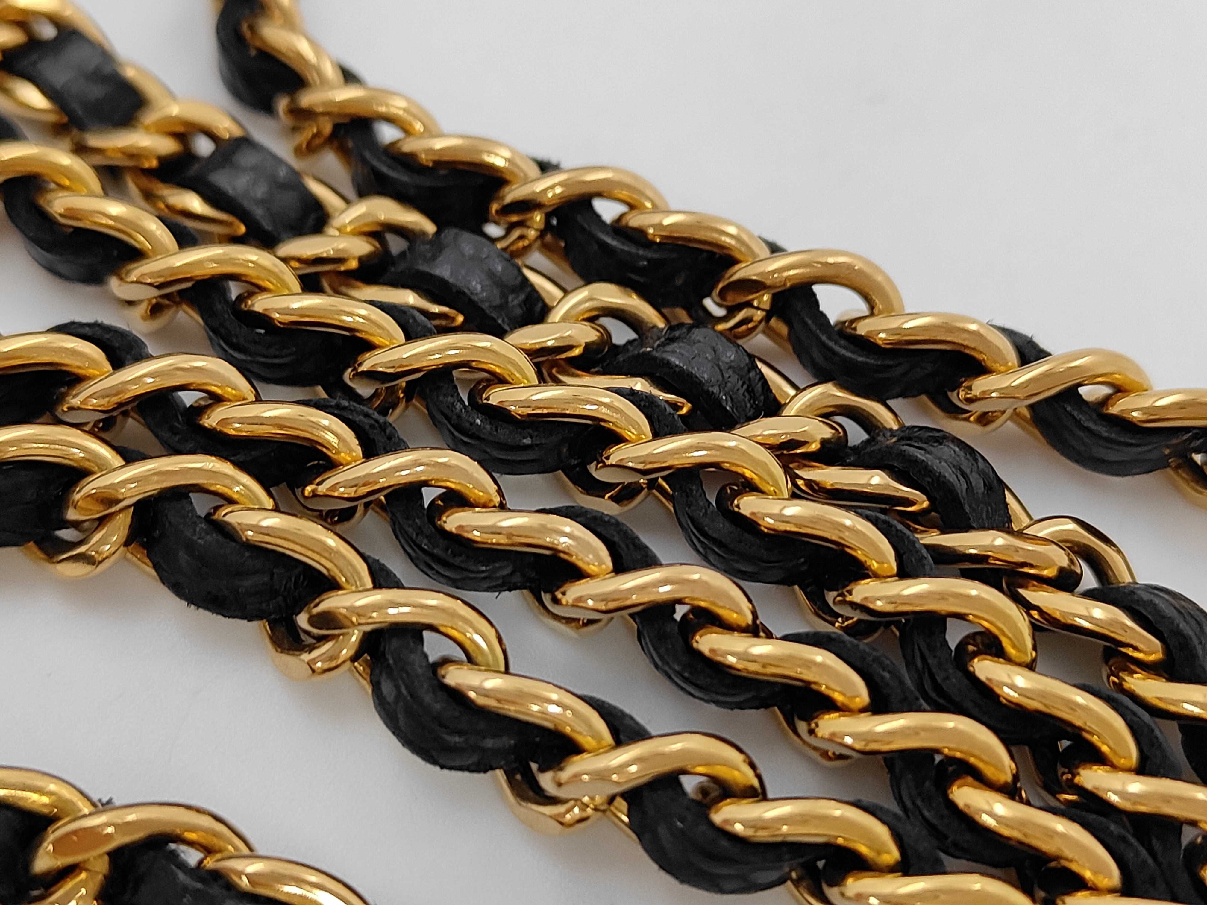 WOC Chain Bag Shoulder Bag — view 6