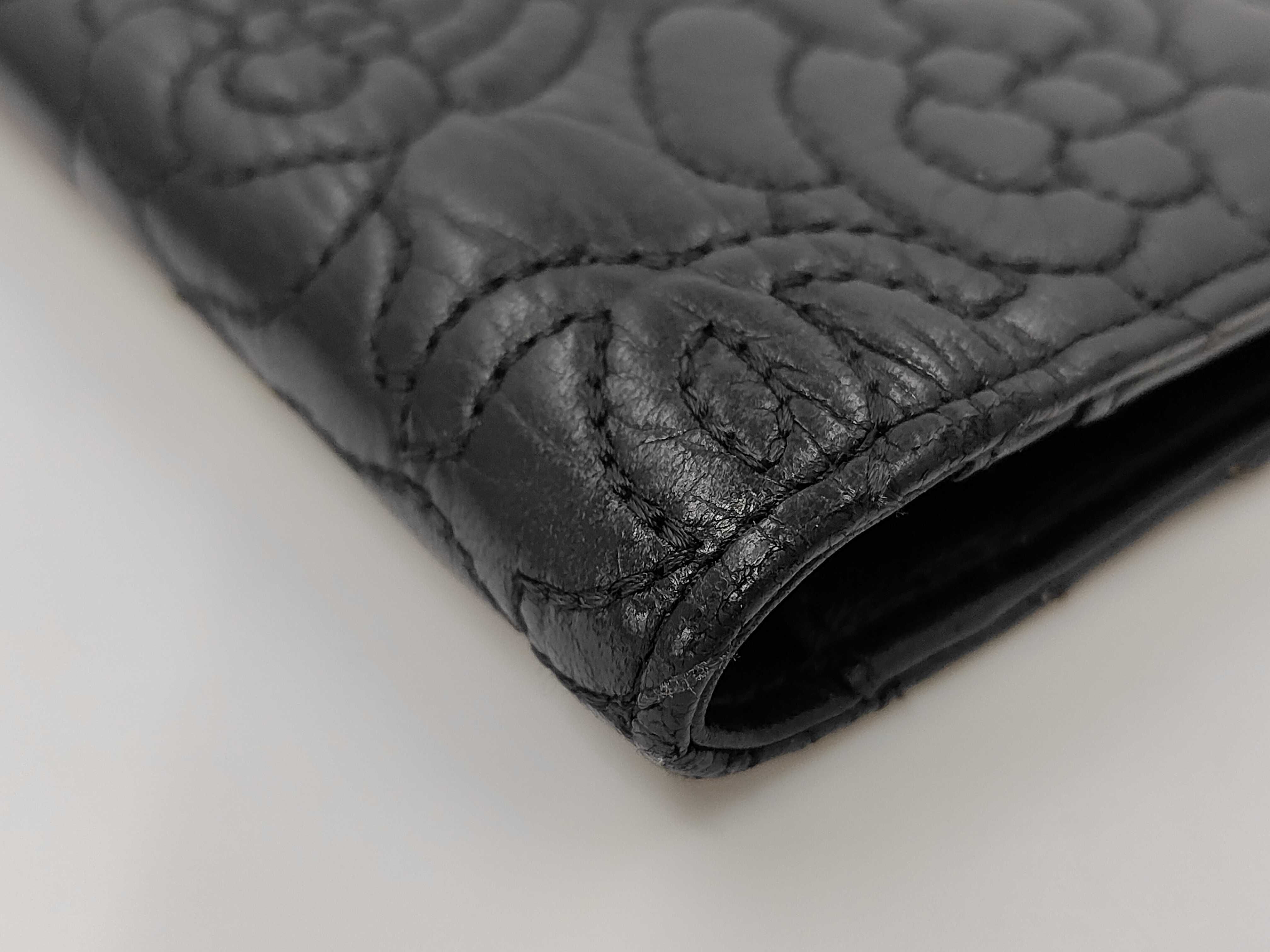 Black Lambskin Camellia Wallet (Serial Number 26) — view 3