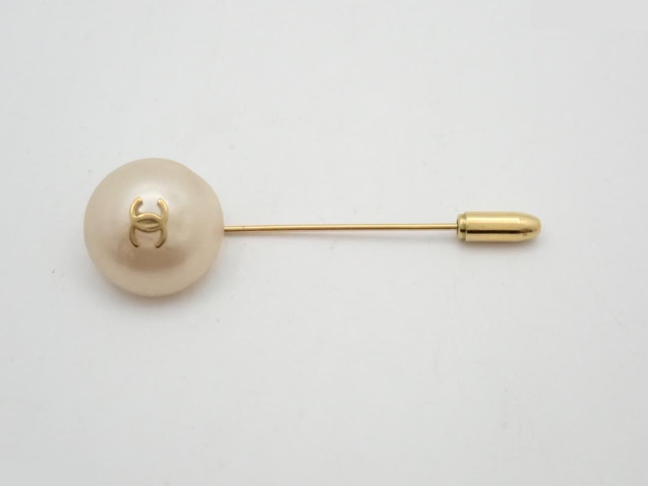 Brooch GP