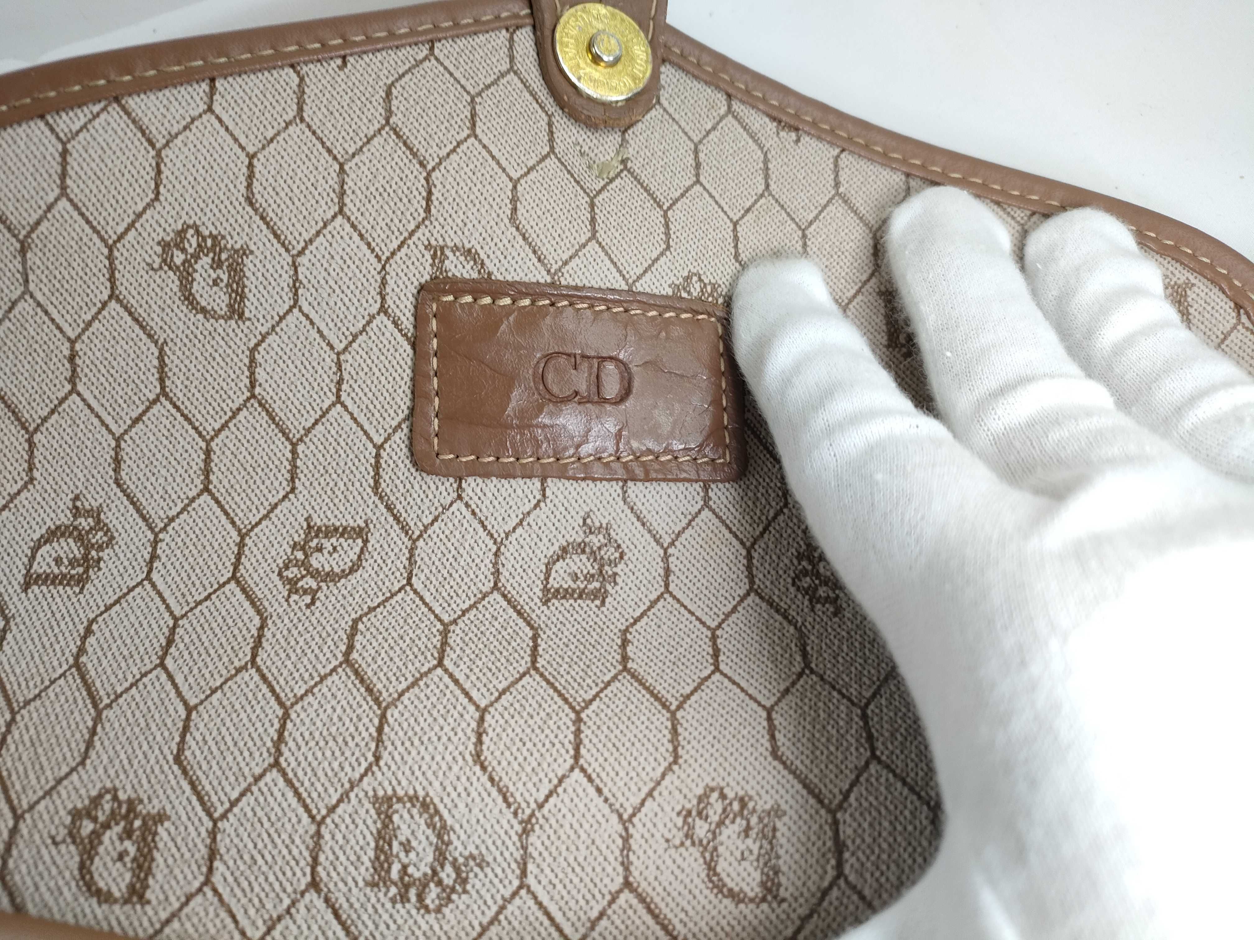 Honeycomb PVC Shoulder Bag — view 14