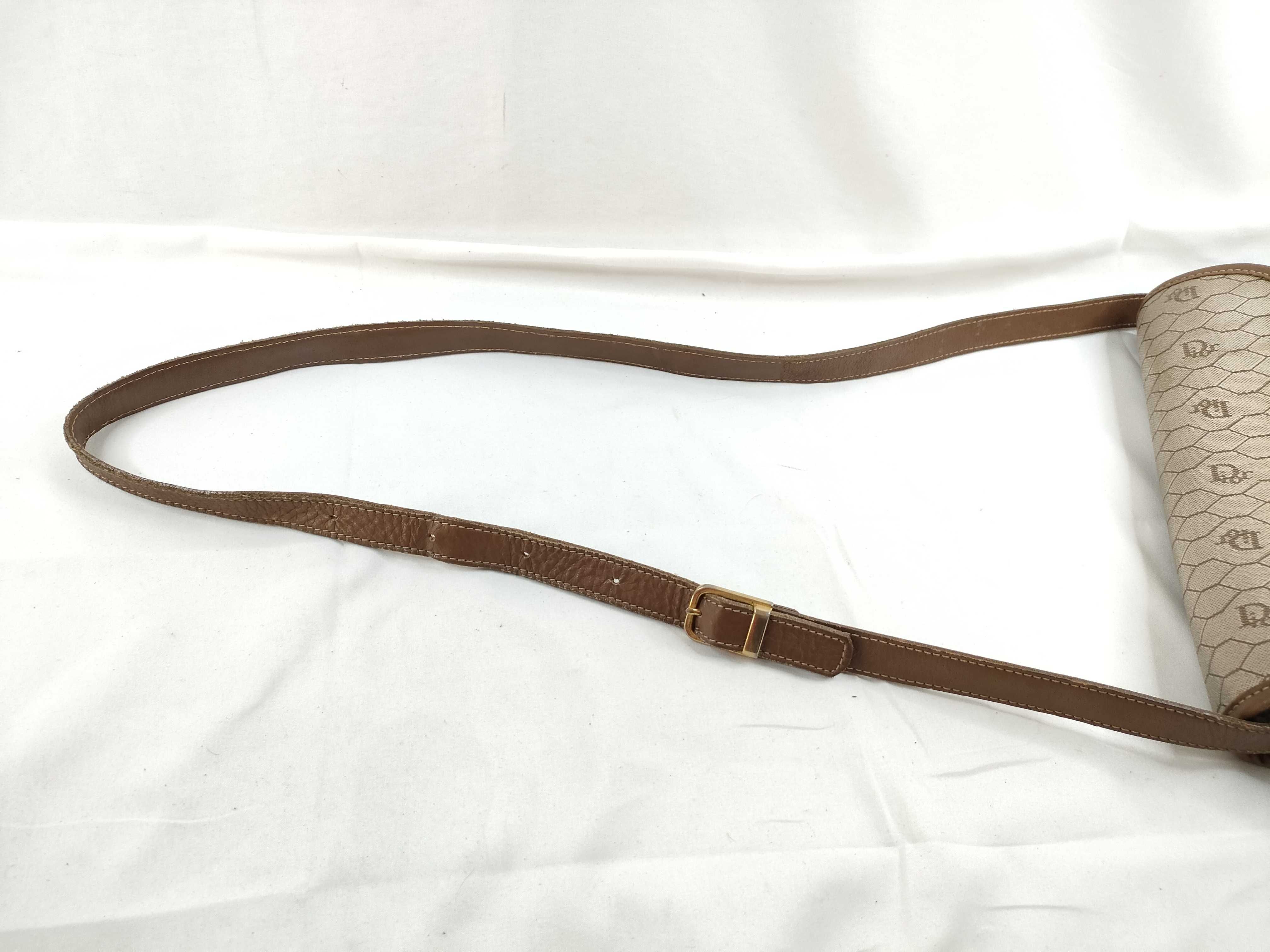 Honeycomb PVC Shoulder Bag — view 6