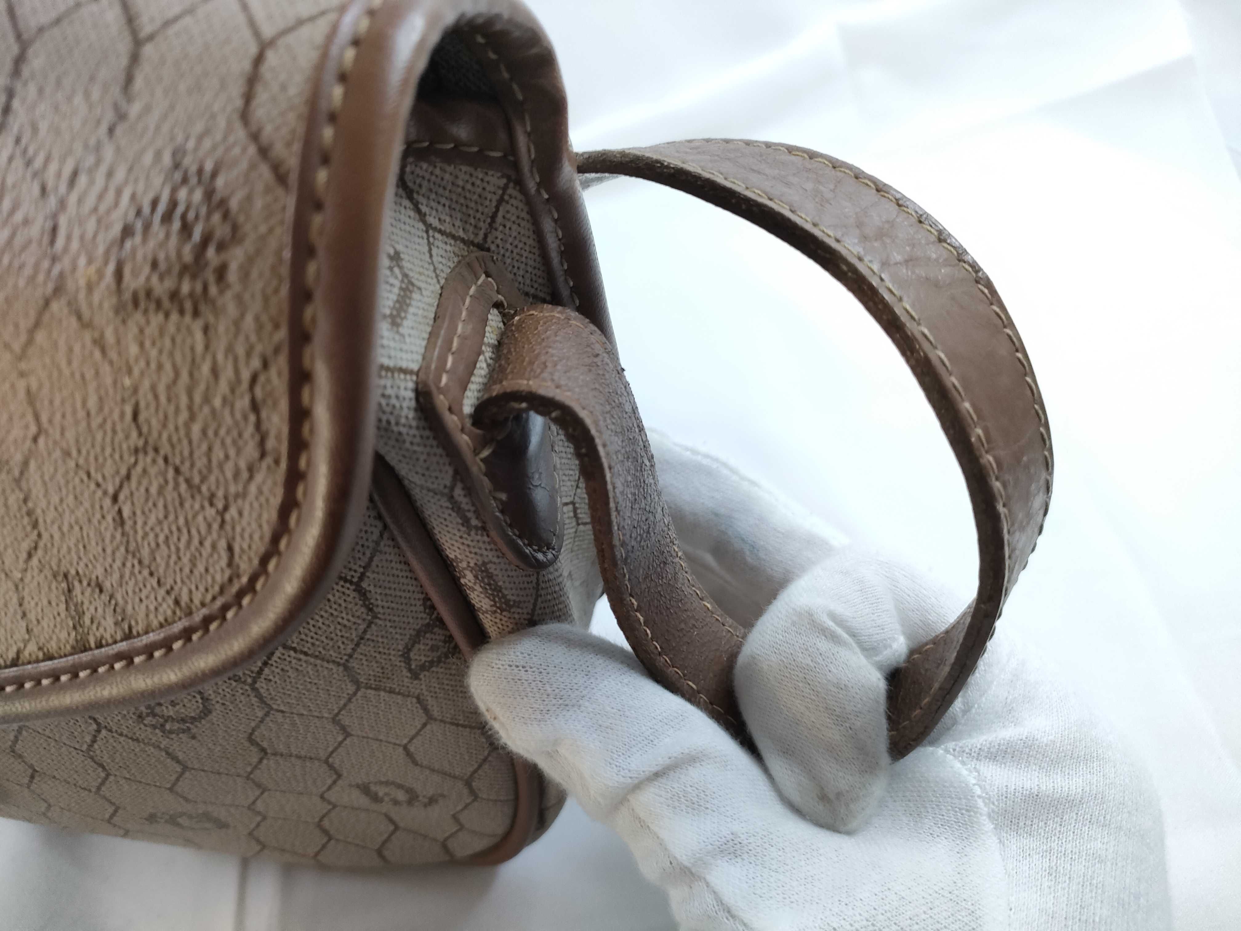 Honeycomb PVC Shoulder Bag — view 9