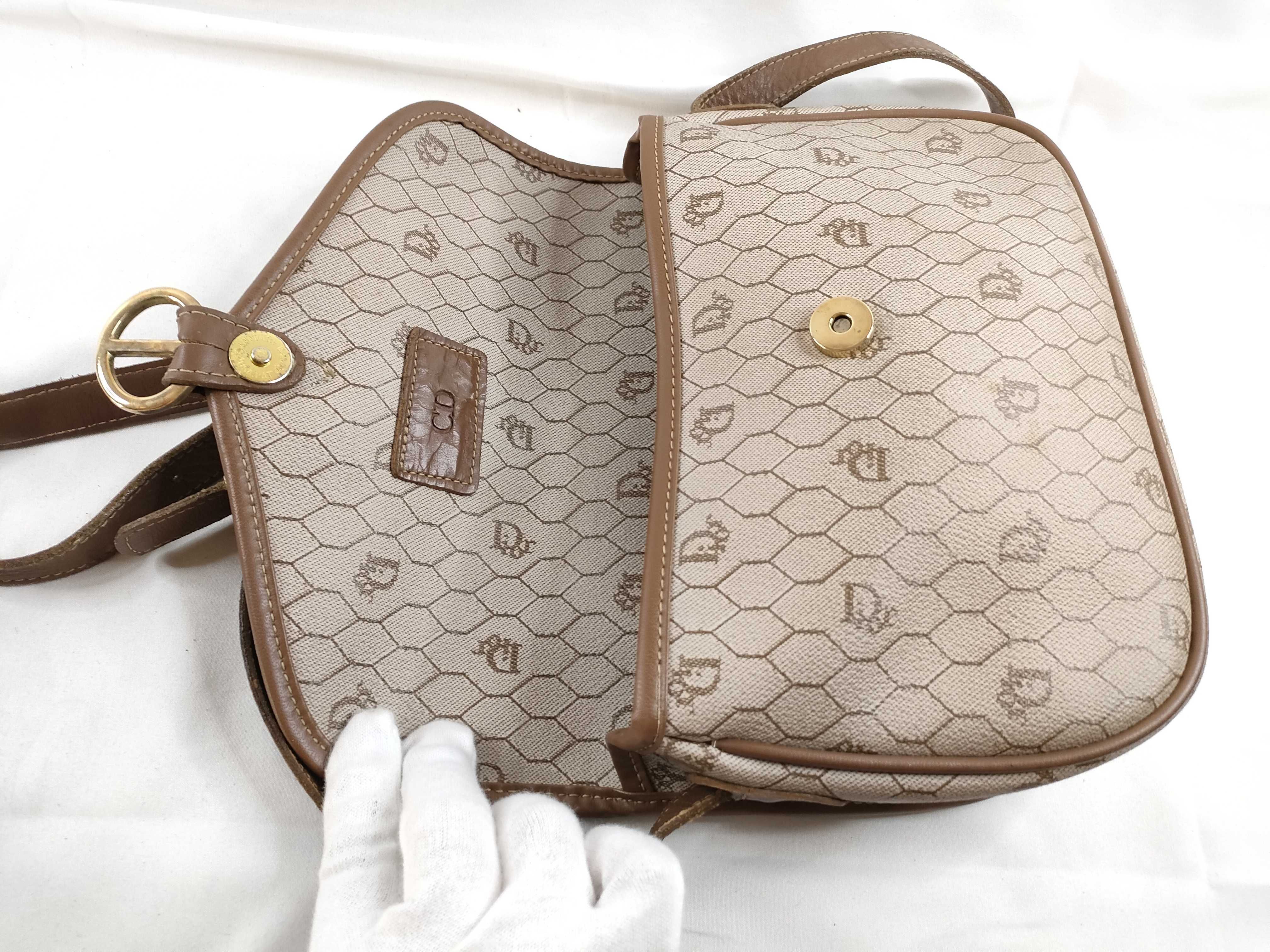 Honeycomb PVC Shoulder Bag — view 10