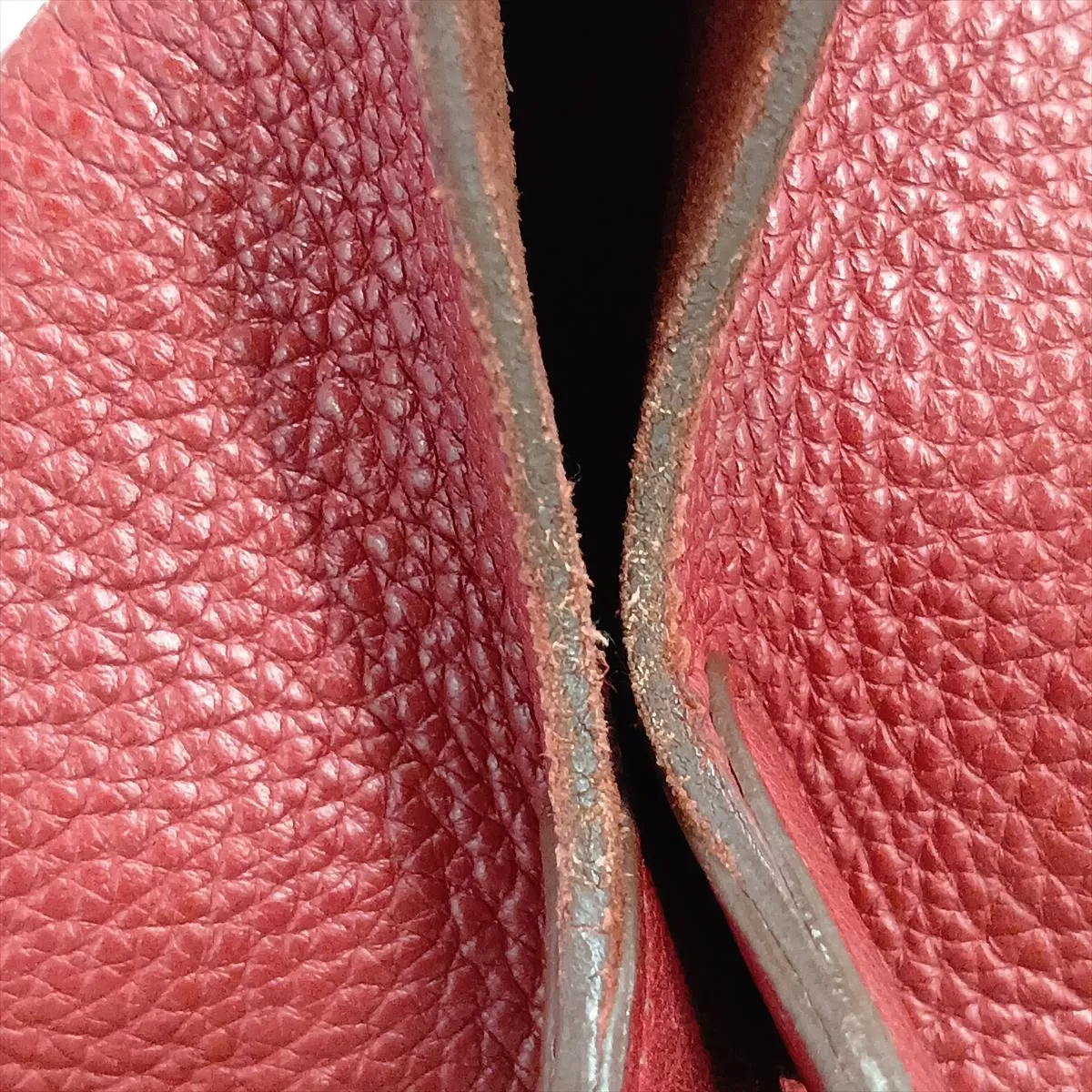 Picotin Lock 18 PM, Taurillon Clemence leather, red, silver hardware. L: 2008 model. Padlock cannot be opened. — view 11