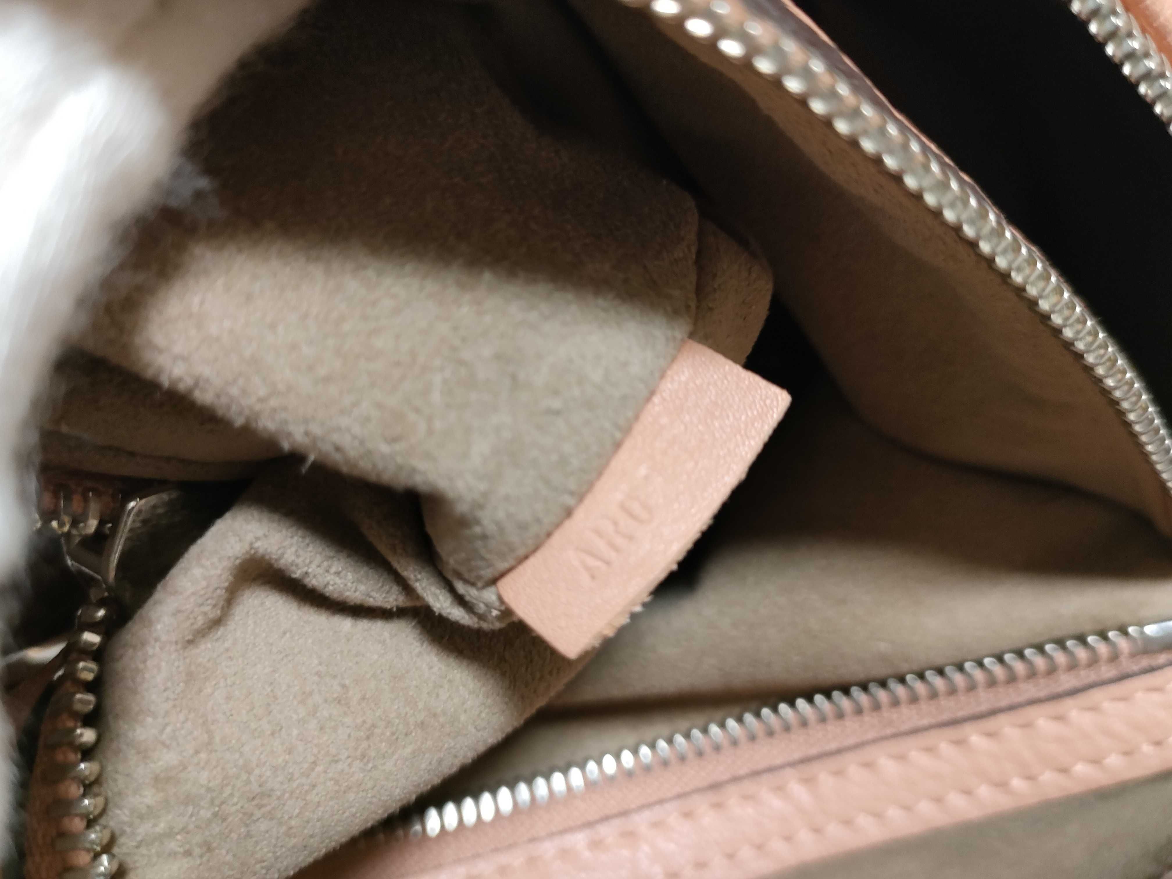 Mahina Selene PM M94276 (Serial number unclear) Pink Shoulder Bag — view 13