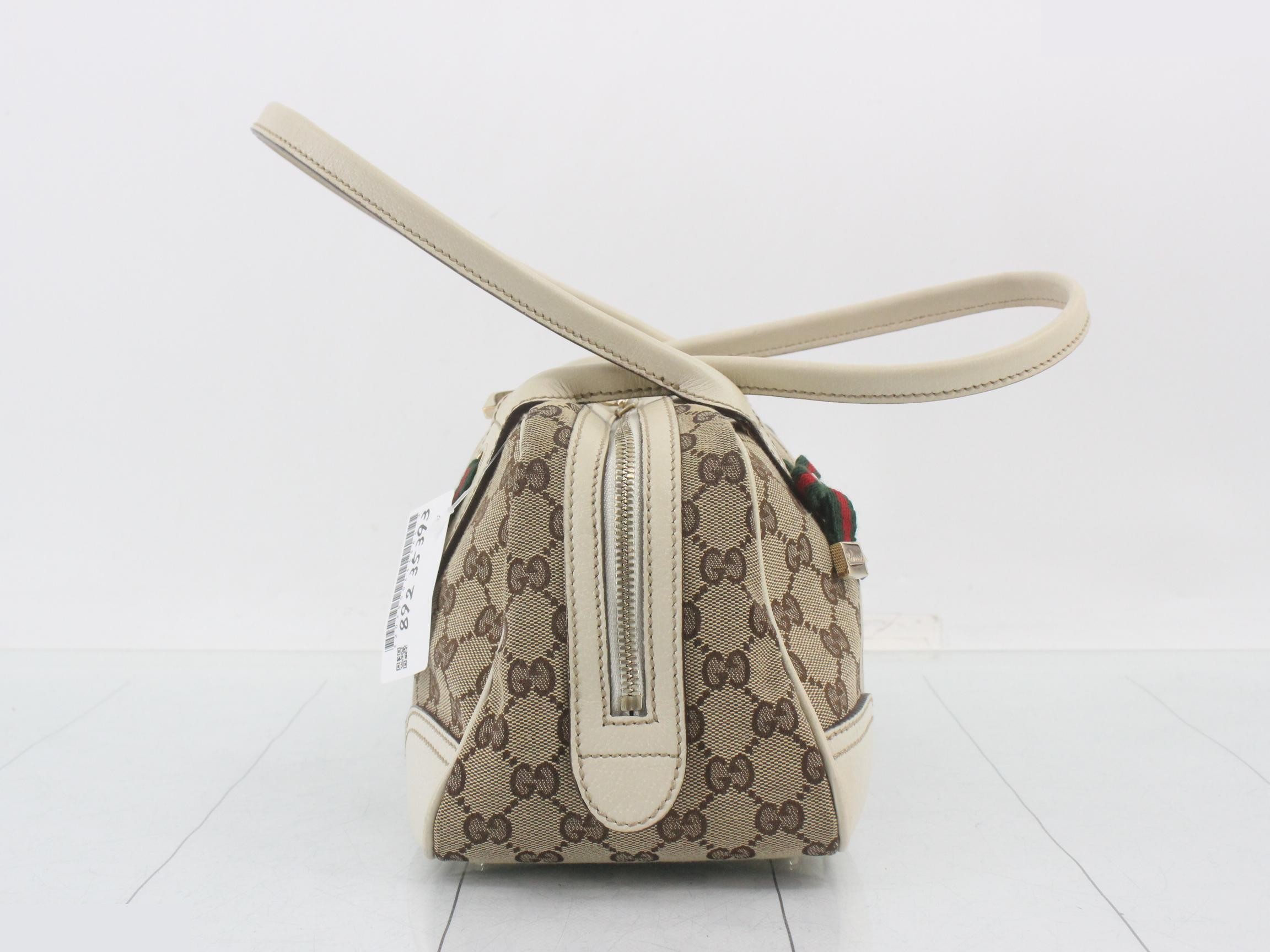 GG Canvas (Bag) - Shoulder Bag — view 4