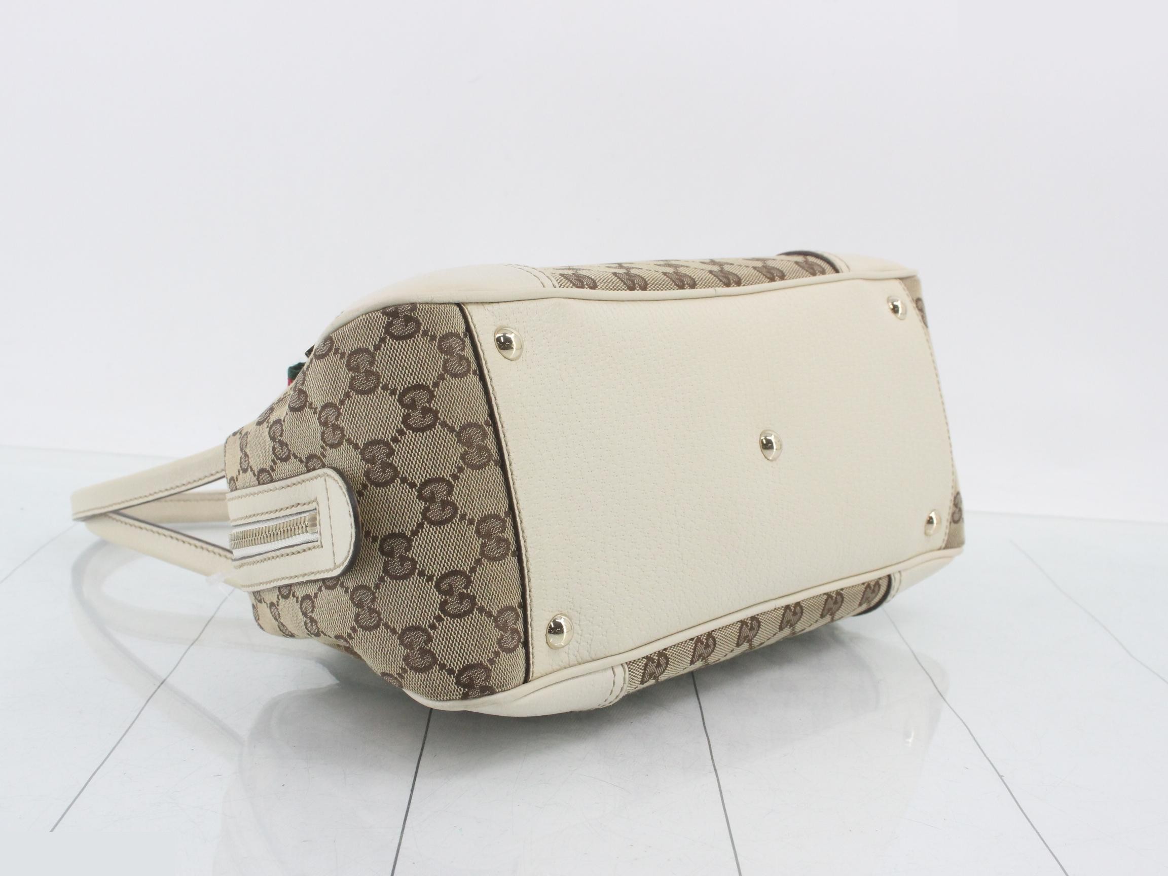 GG Canvas (Bag) - Shoulder Bag — view 5