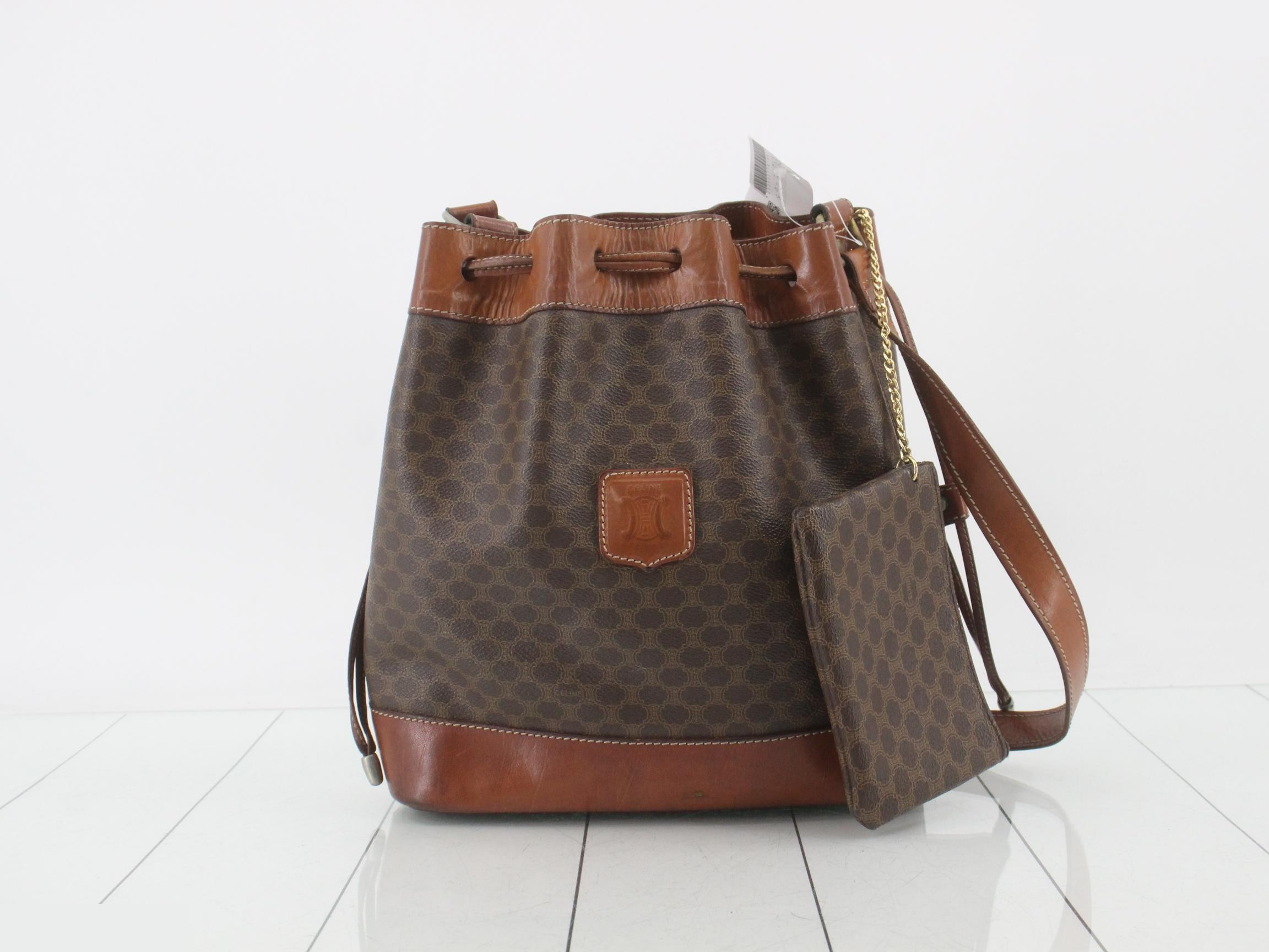 Other lines: Bags and shoulder bags