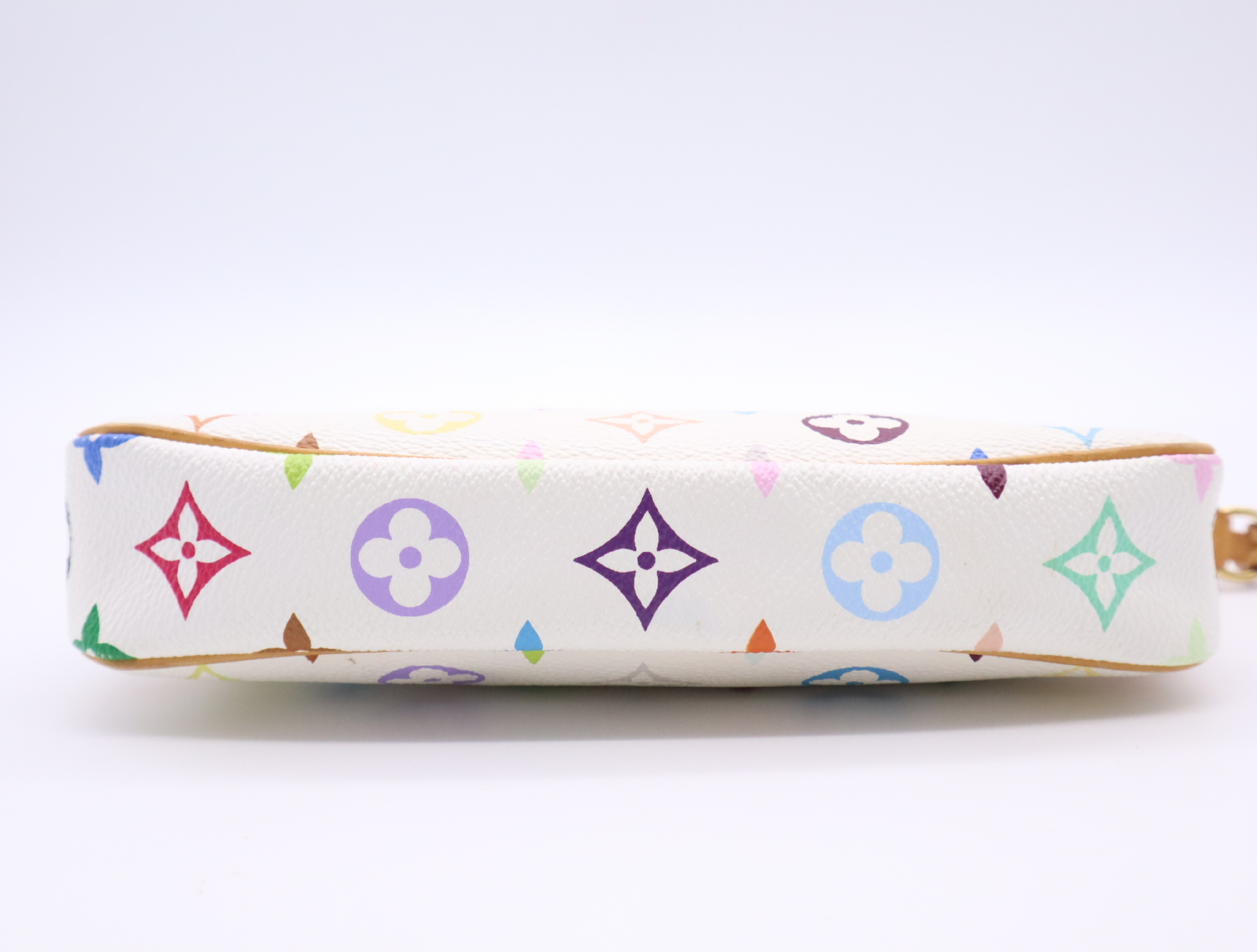 M92649 Multicolor Pochette Accessoires Blanc Pouch — view 4