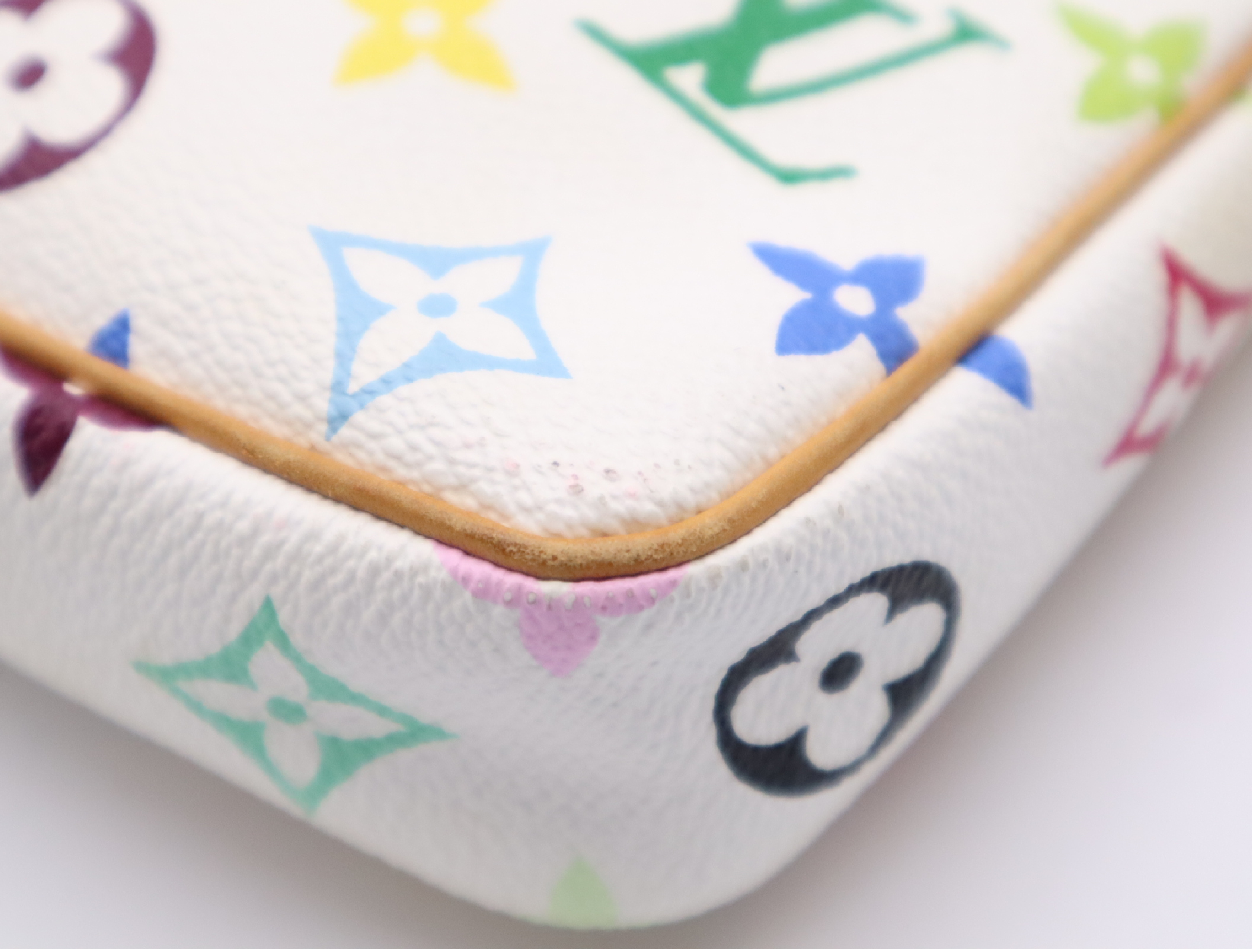 M92649 Multicolor Pochette Accessoires Blanc Pouch — view 7