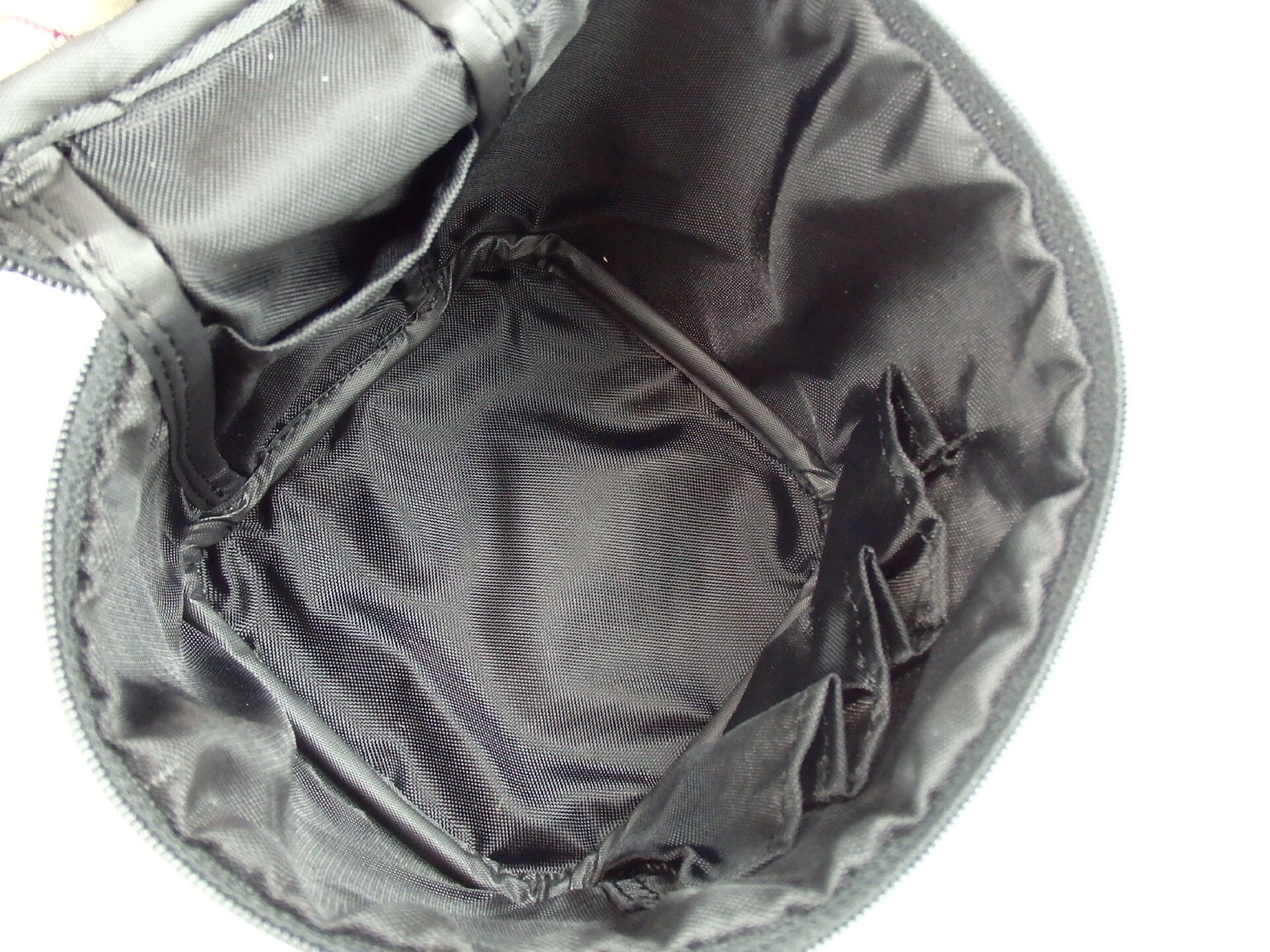 pouch — view 7