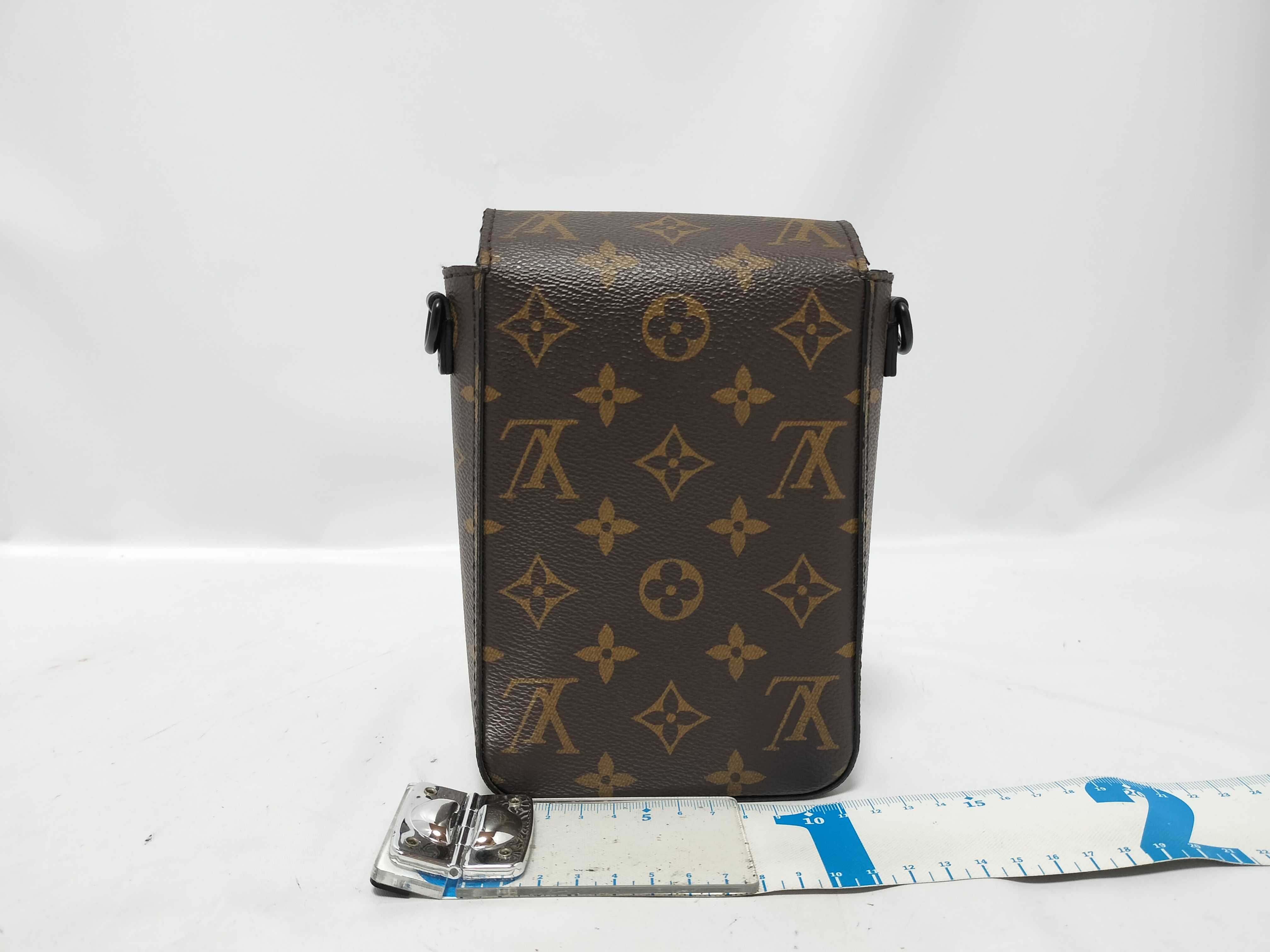 LV S-Lock Vertical Wearable Wallet M81522 Monogram RFID Shoulder Bag — view 2