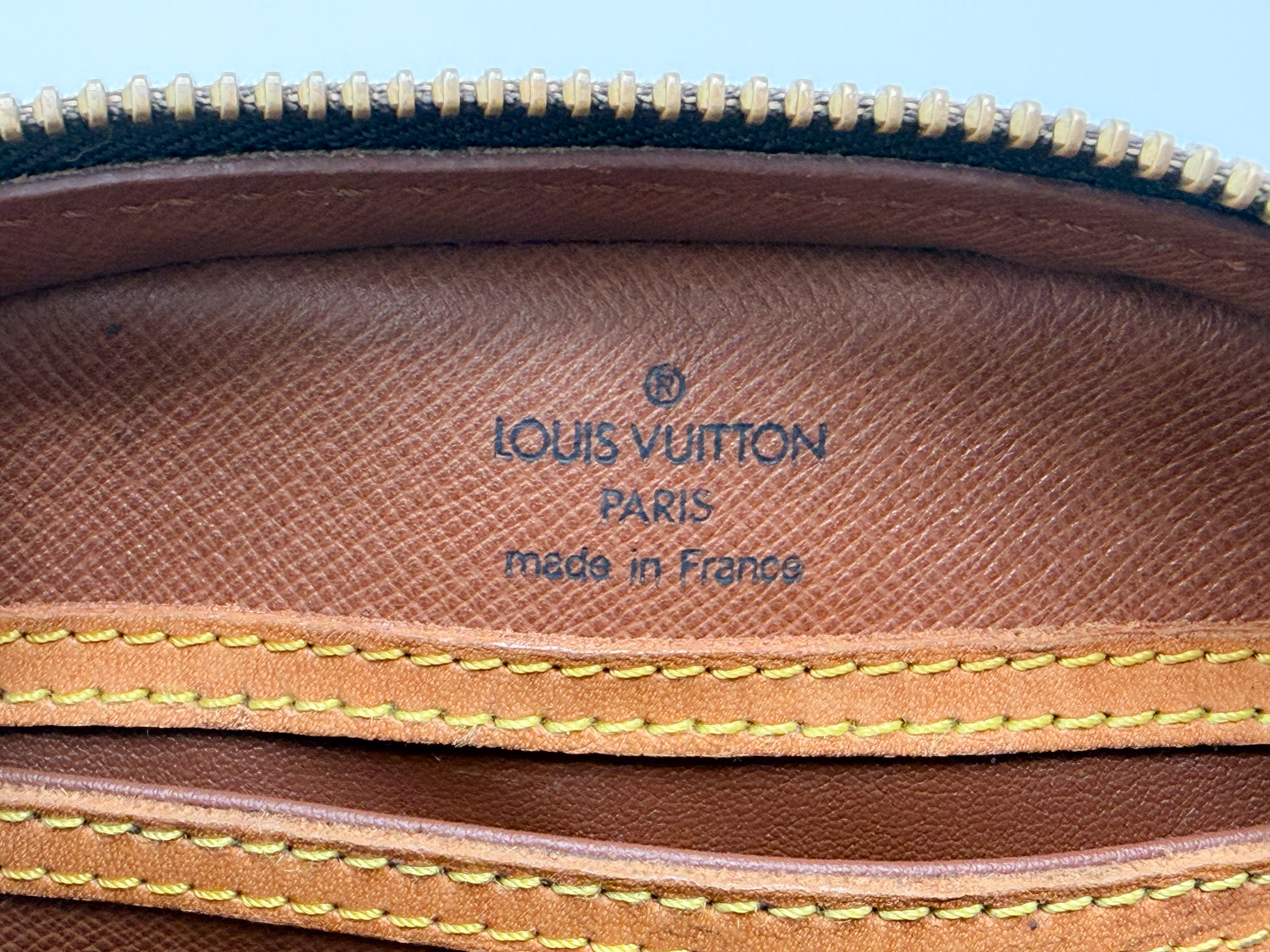 Monogram M51221 Blois Shoulder Bag (No stickiness) — view 13