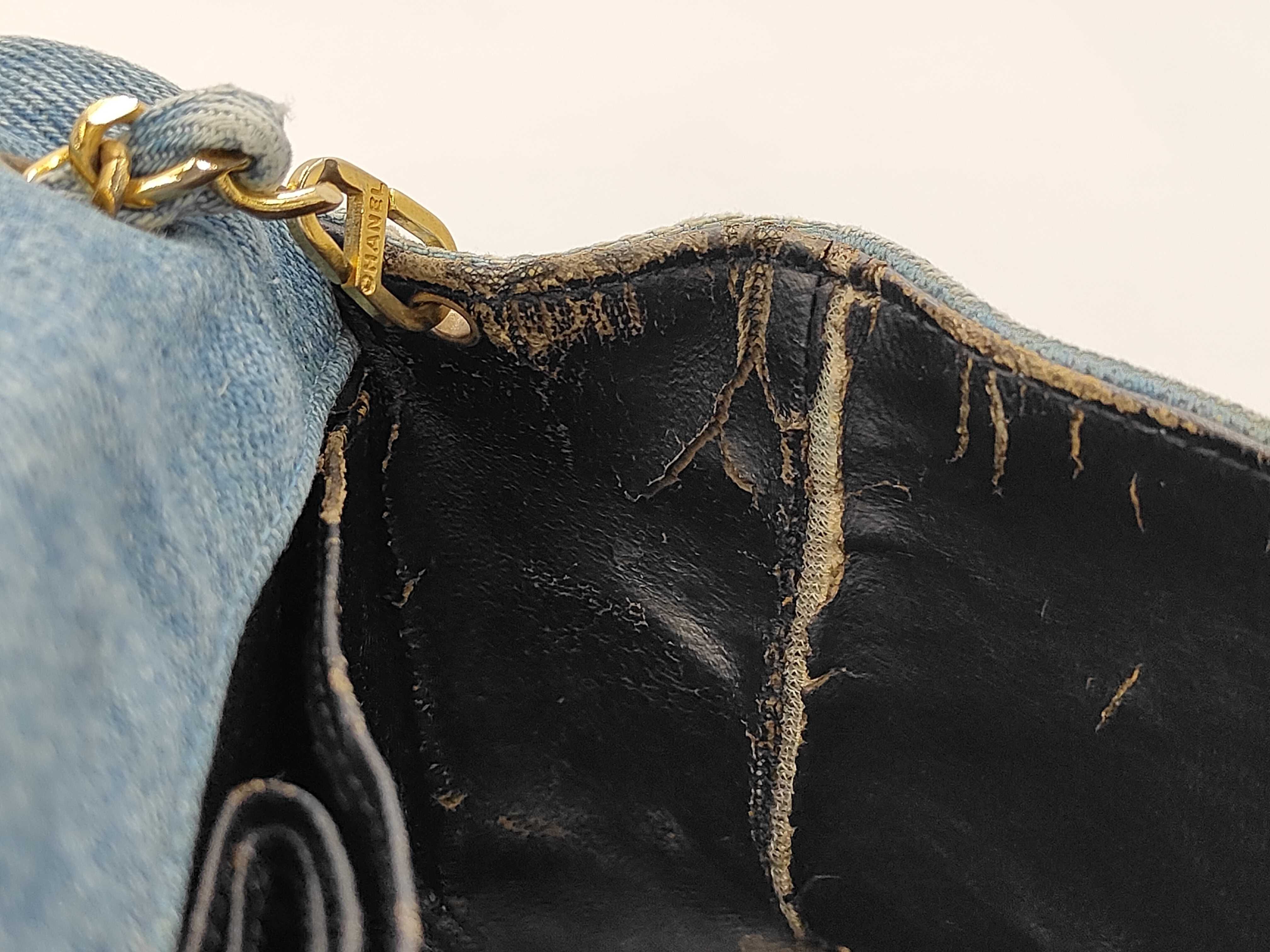 Matelassé Chain Shoulder Bag Denim Shoulder Bag — view 10