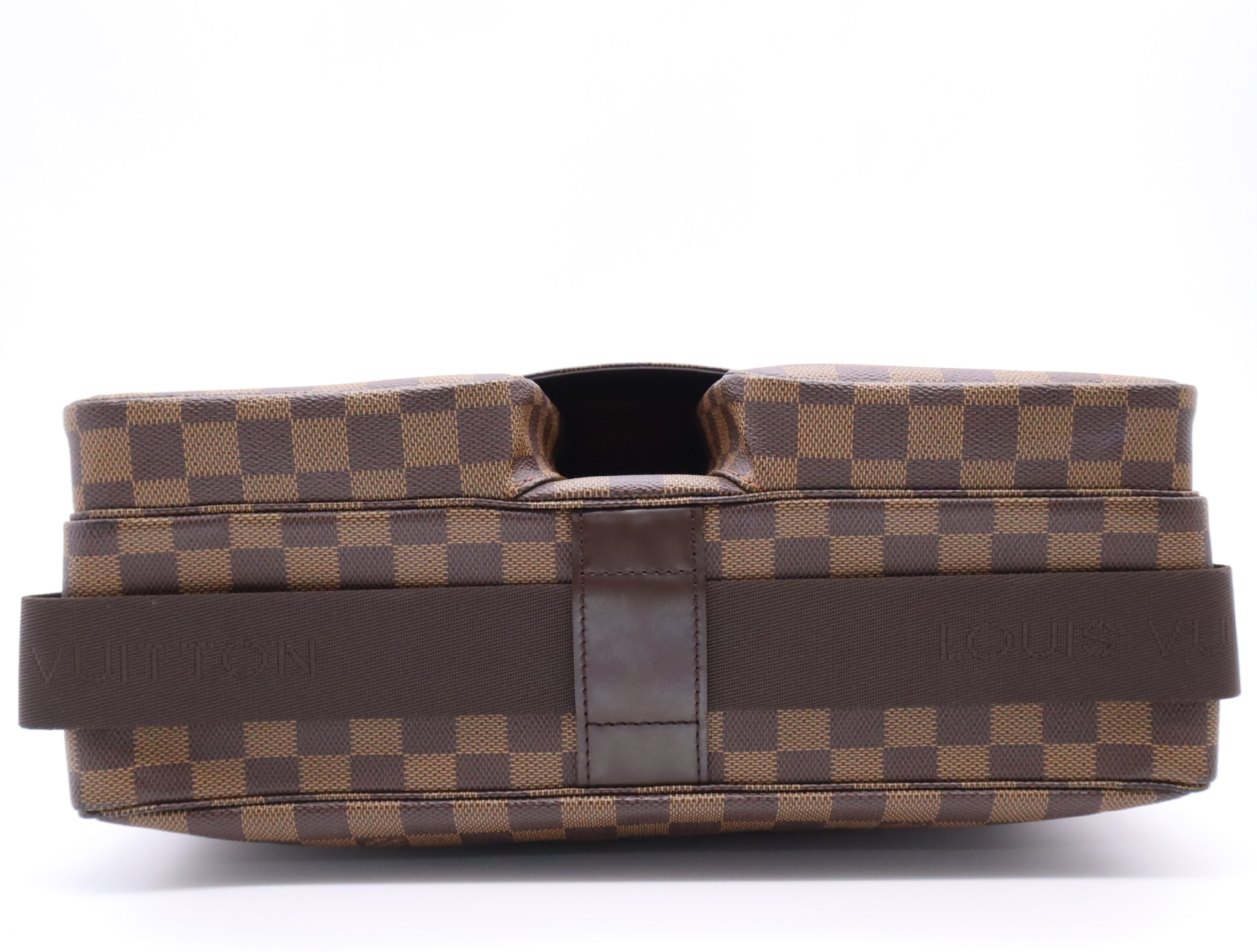 N42270 Damier Broadway Shoulder Bag — view 4