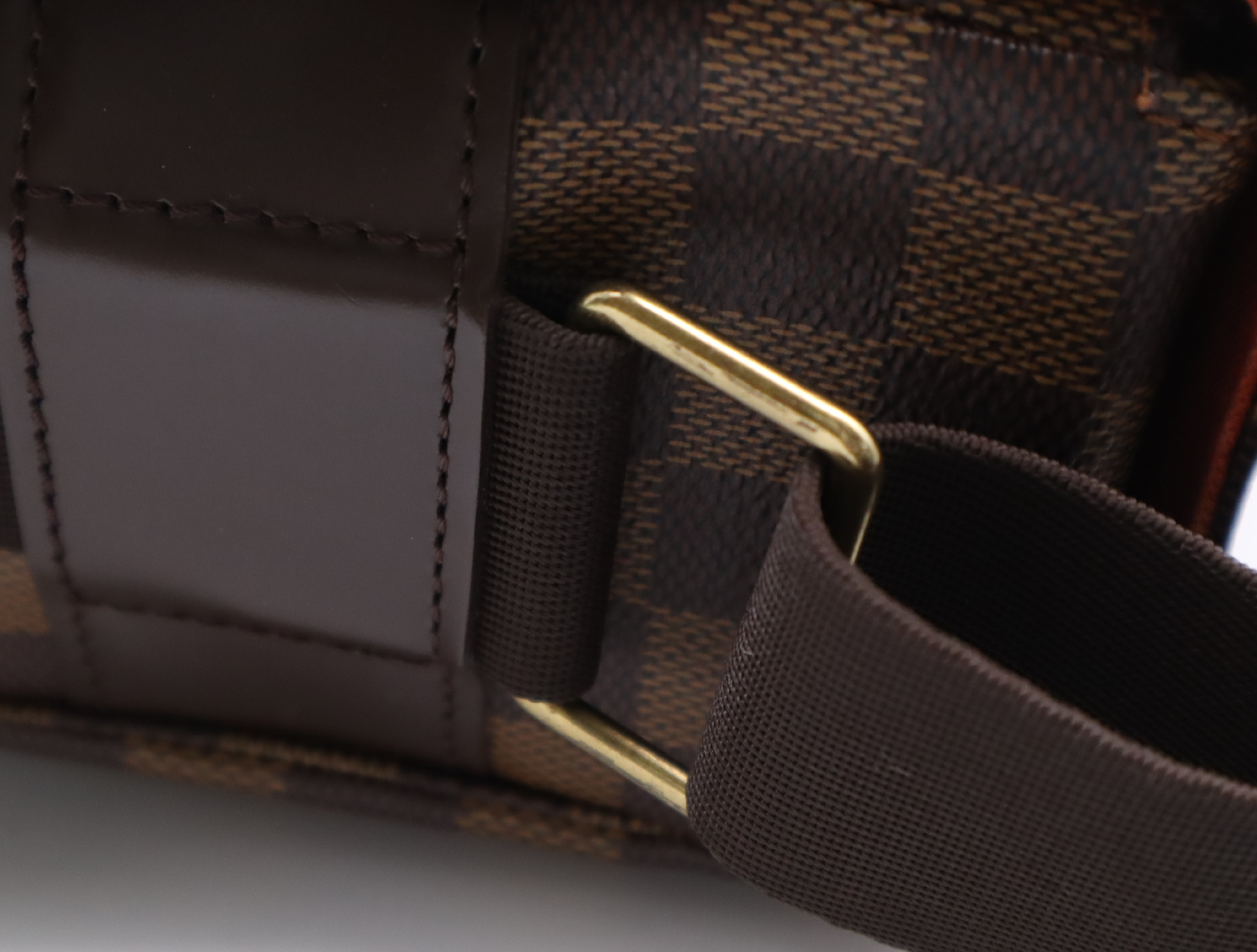 N42270 Damier Broadway Shoulder Bag — view 8