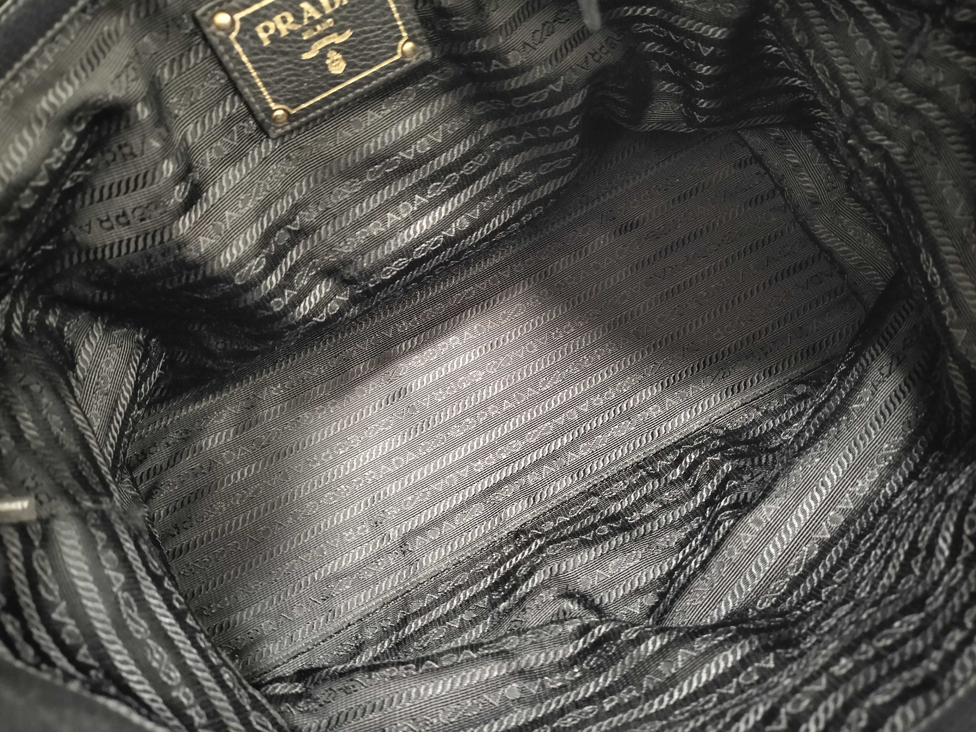 Vitello Daino Black Tote Bag — view 9