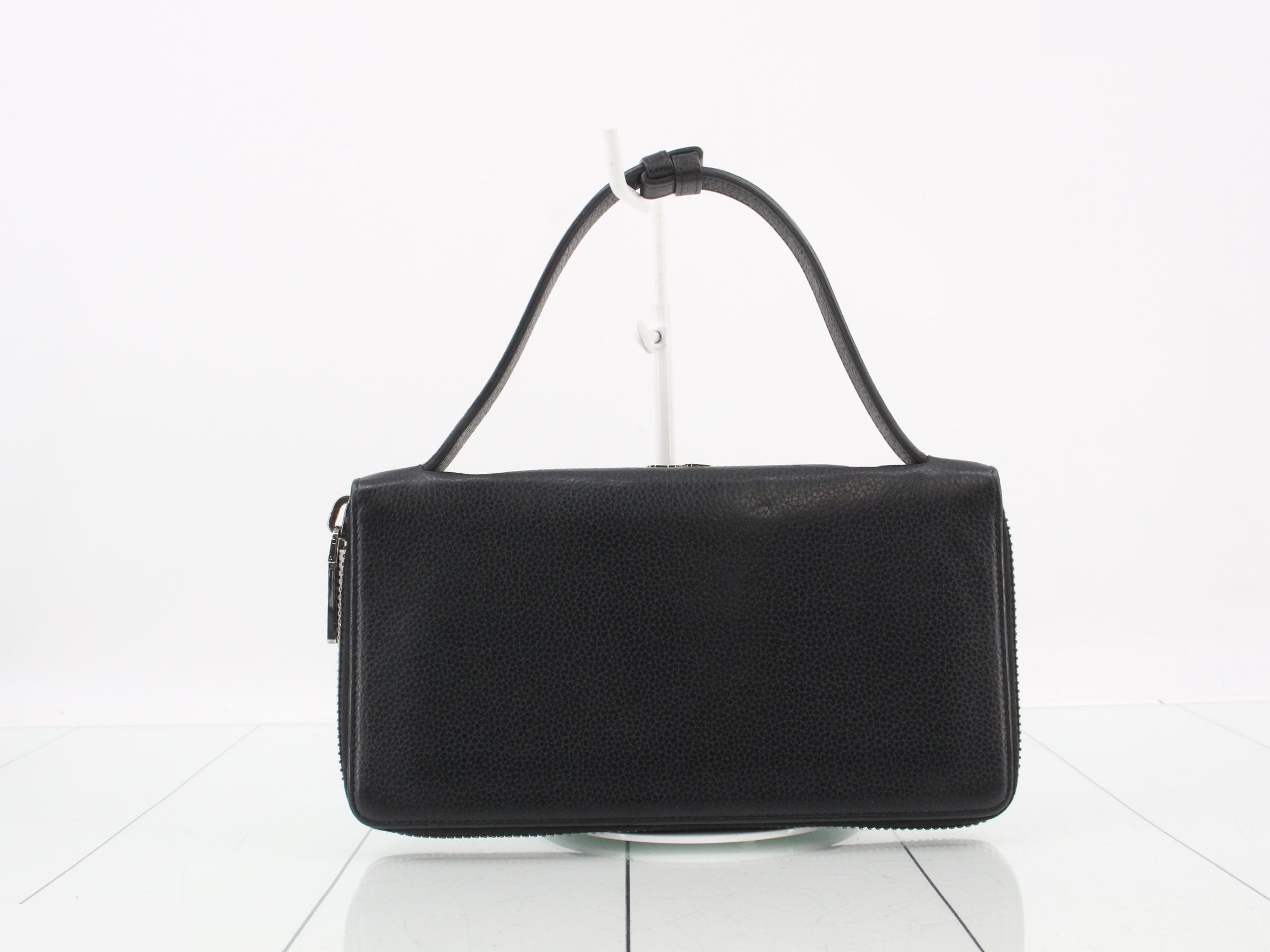 wallet — view 2