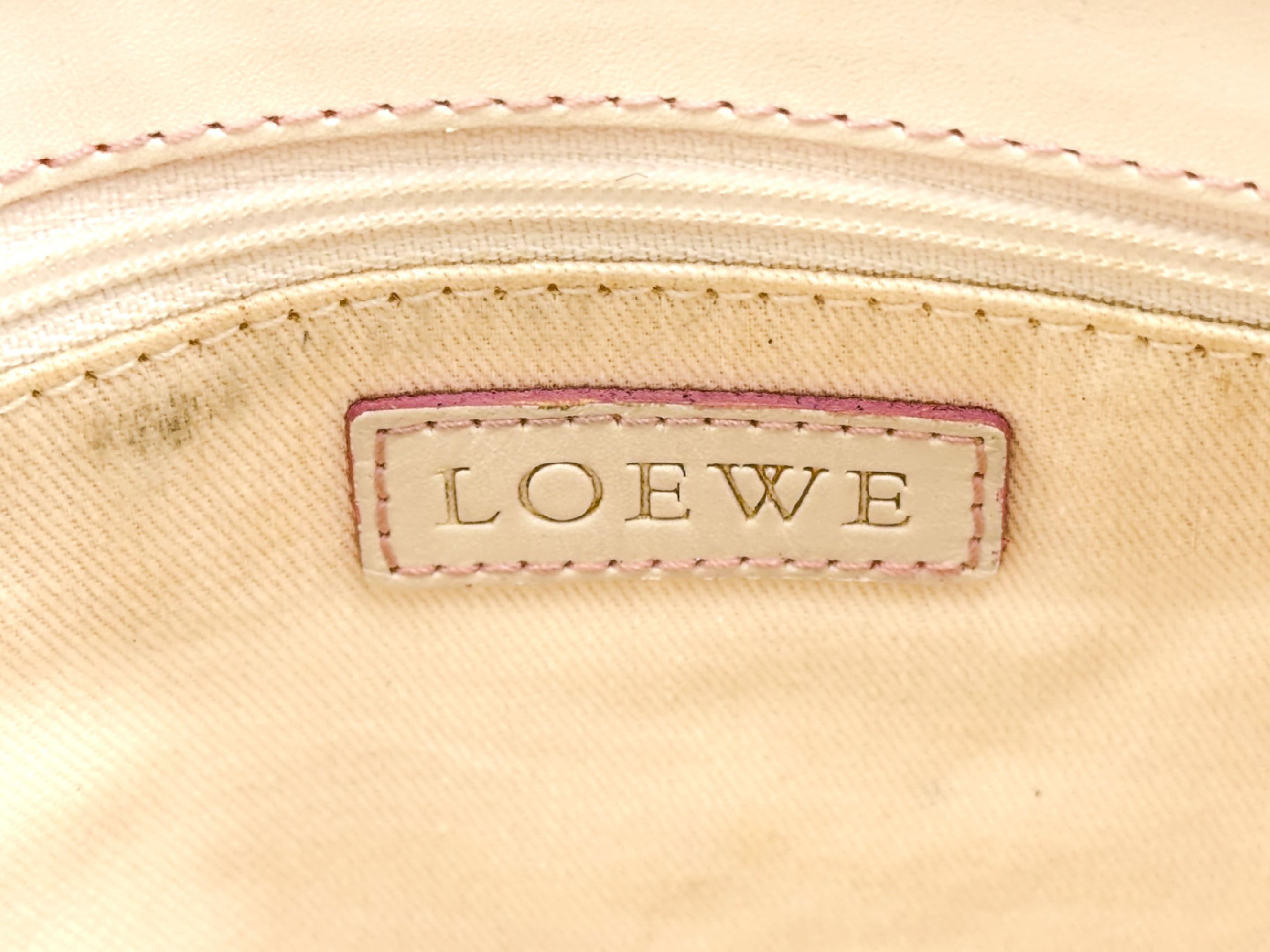 Anagram Pink Leather Shoulder Bag — view 10