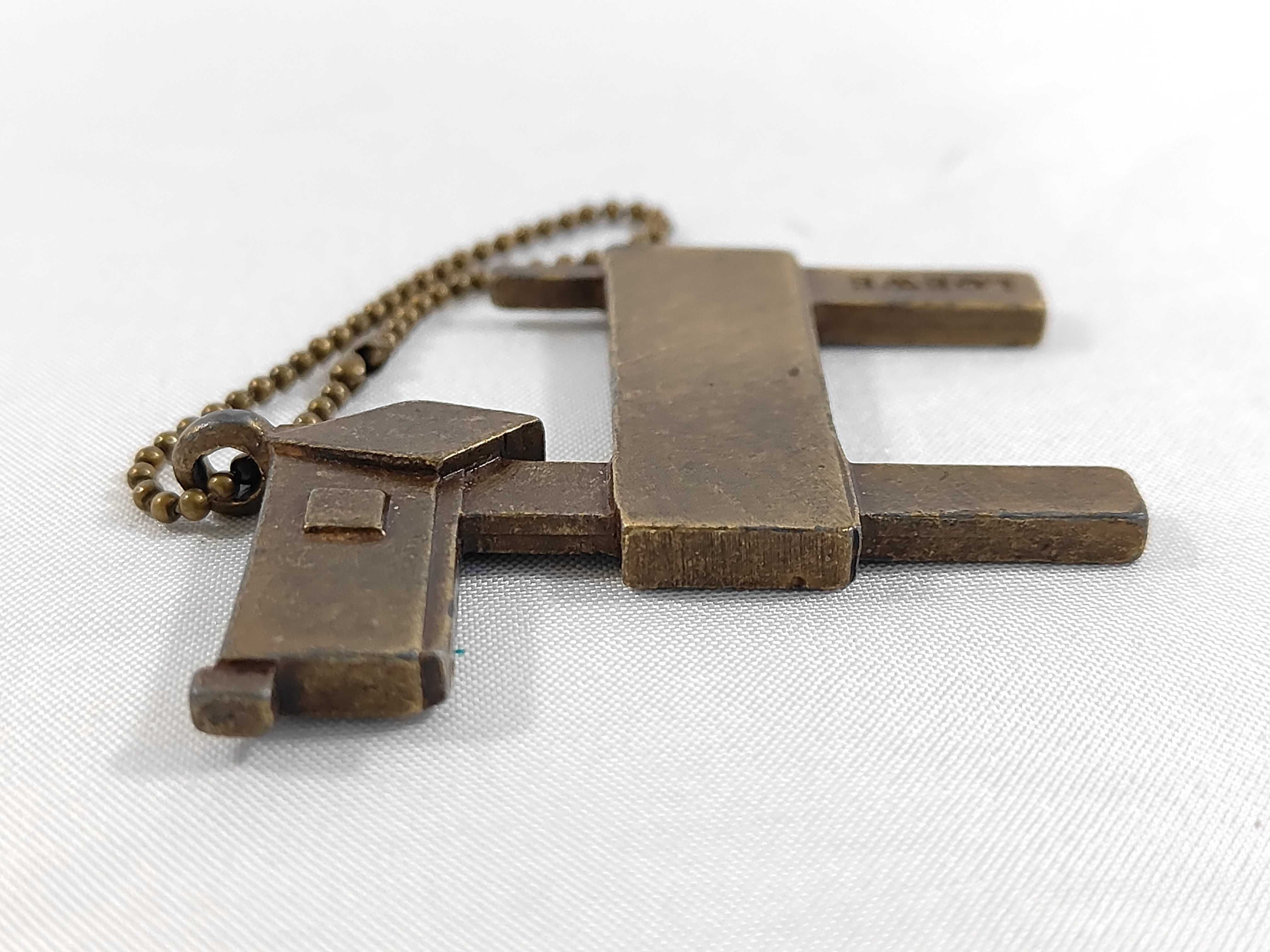 Dog Keychain Key Case — view 5