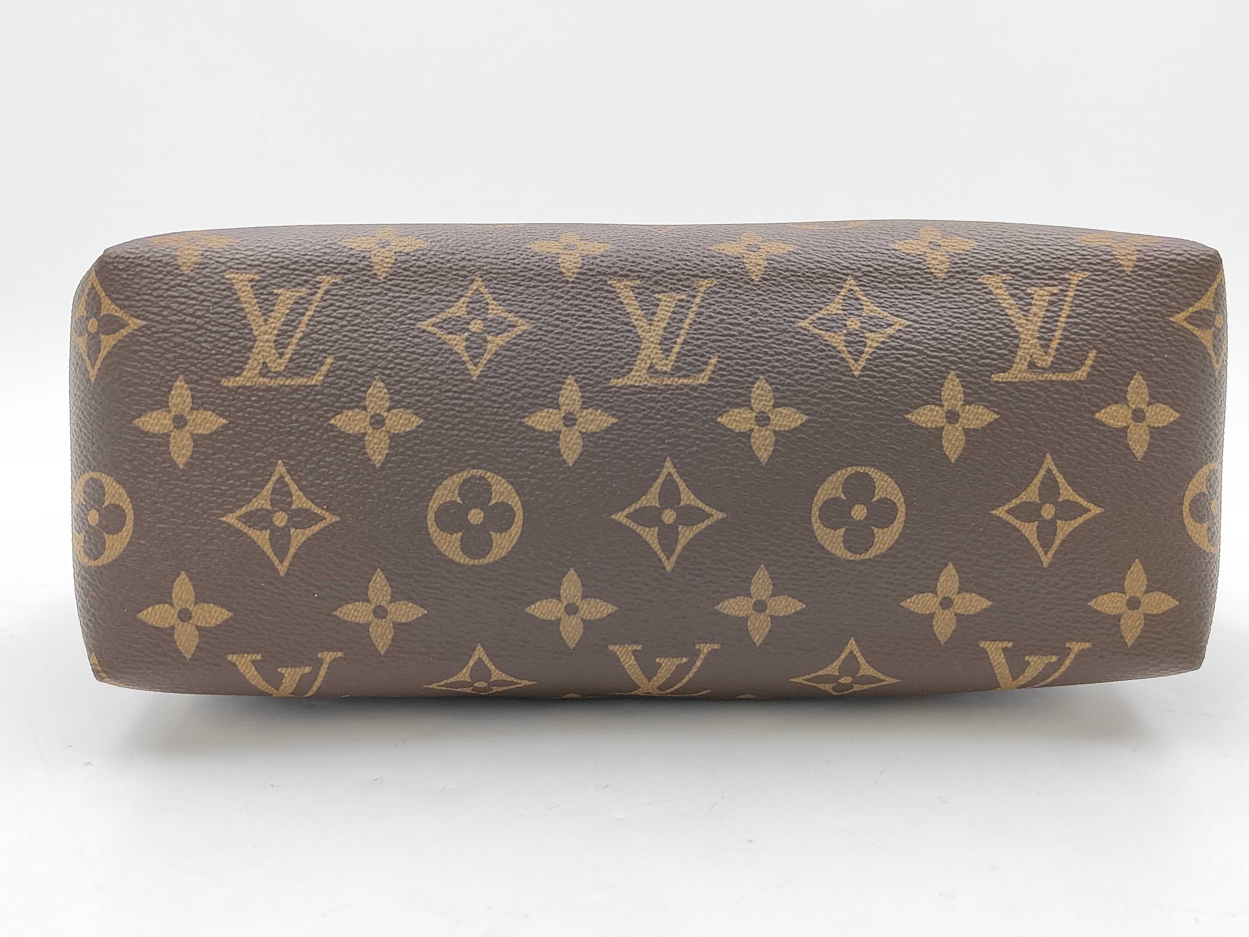 Monogram Pallas Beauty Case M64124 Pouch — view 4