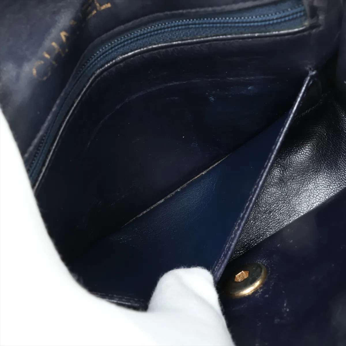 Mini Matelassé 17 Lambskin Single Flap Single Chain Bag Navy Gold Hardware A01115 — view 7