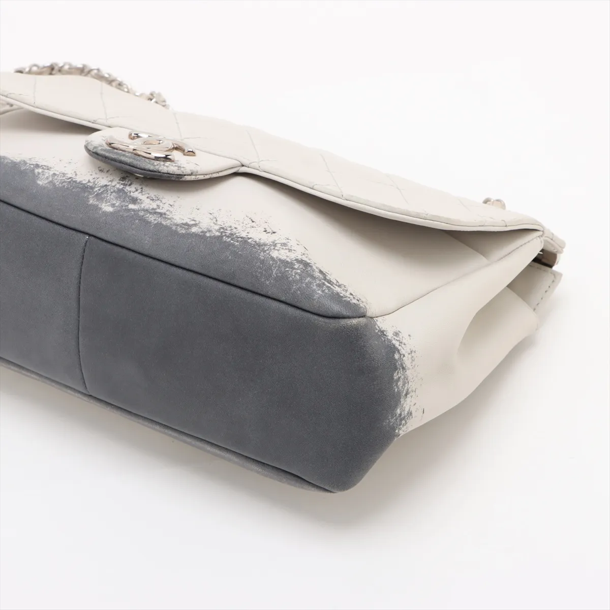Matelassé Lambskin Chain Shoulder Bag, Gray, Silver Hardware, Item No. 14088667 (Serial No. 14) — view 3