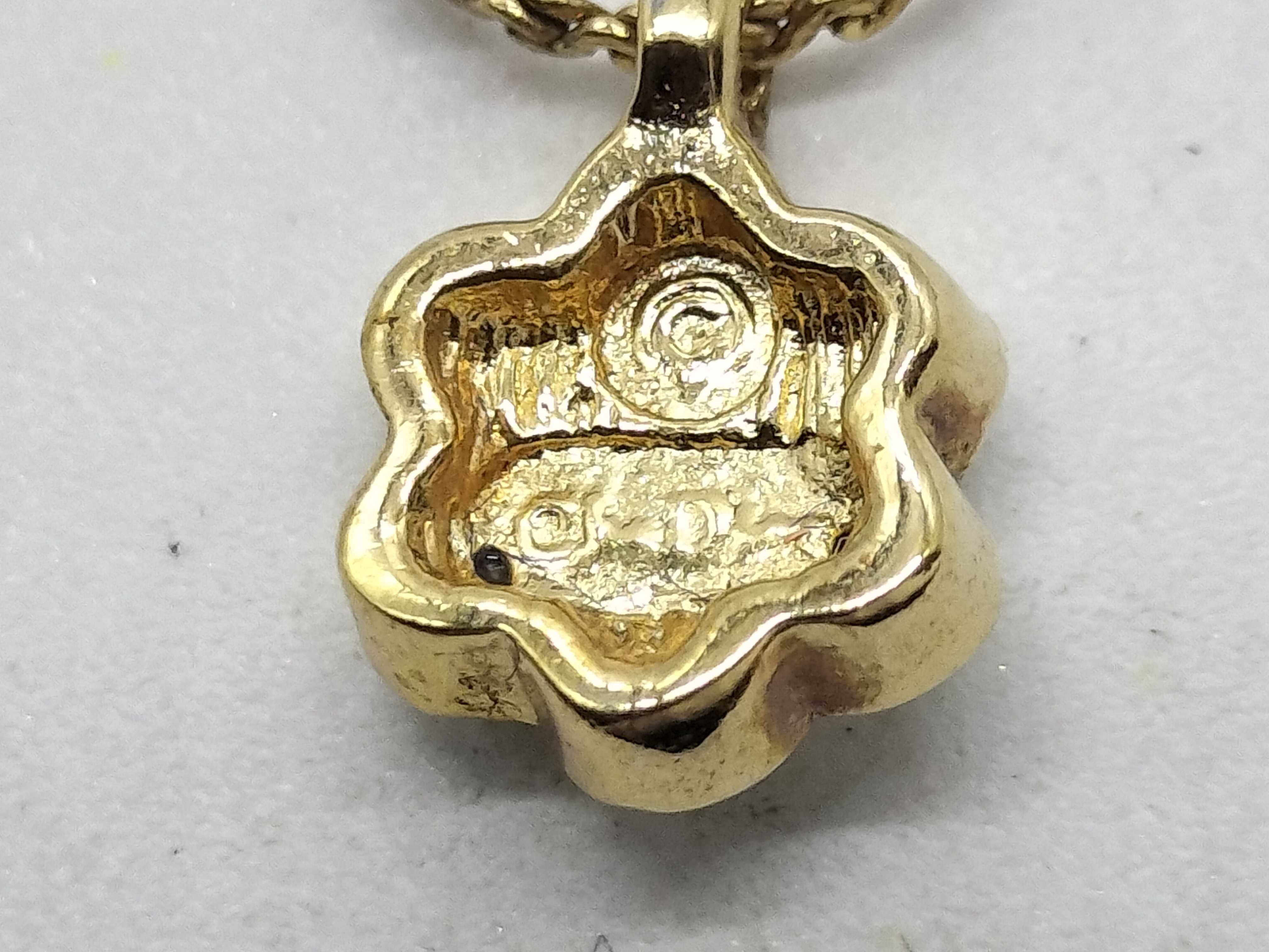 necklace — view 4