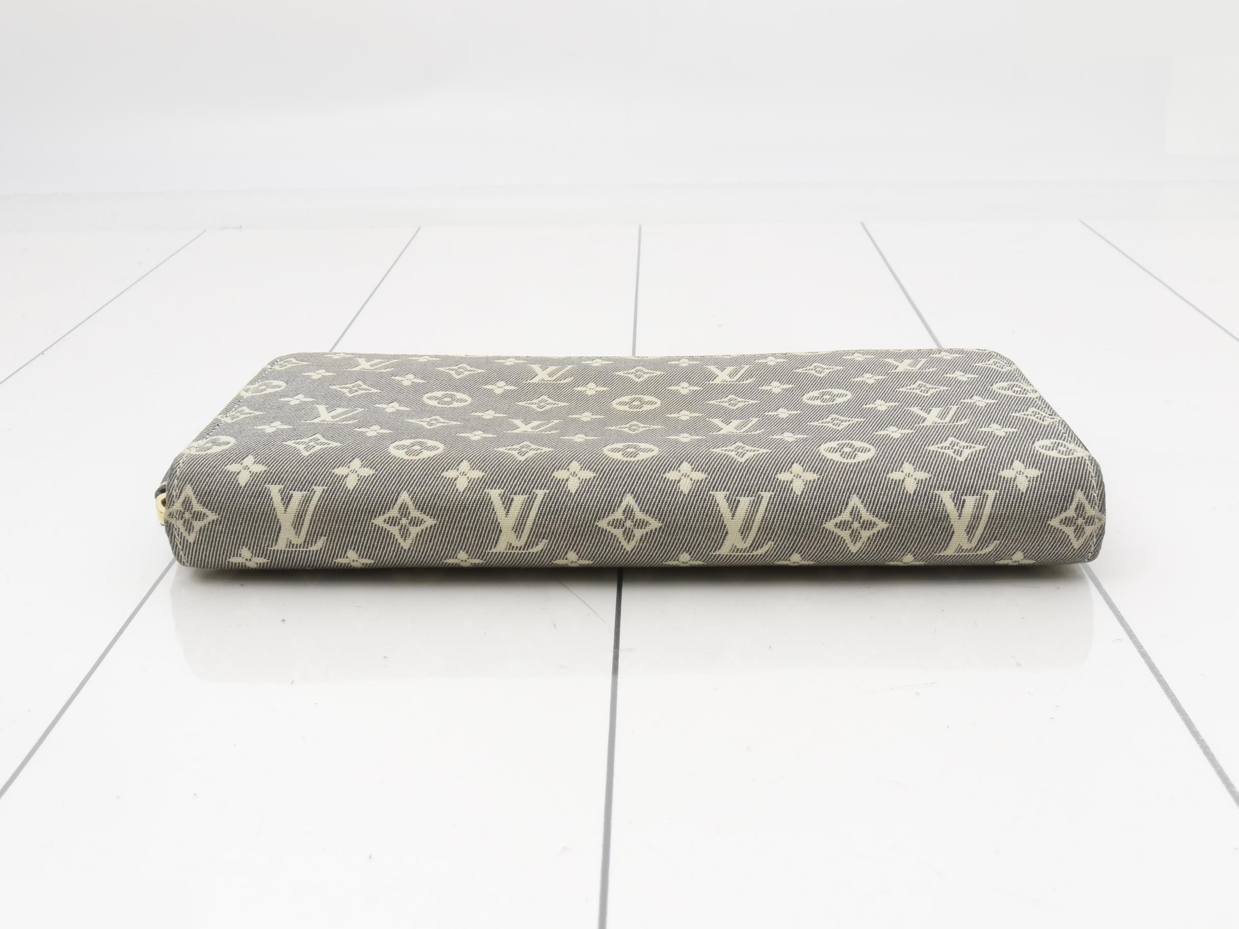 Zippy Wallet — view 3