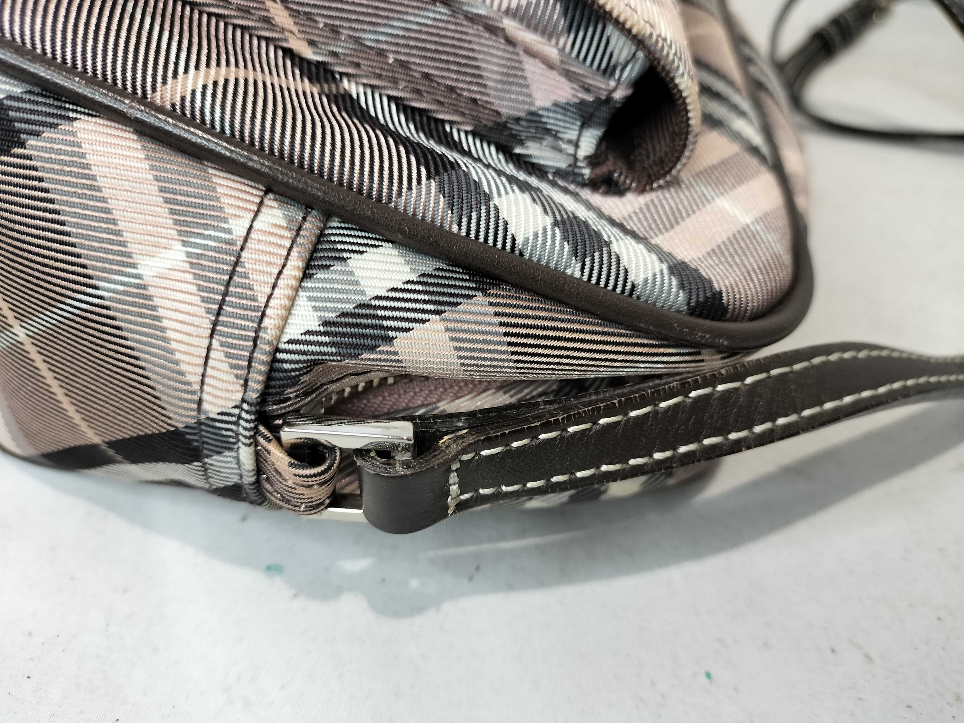 Blue Label Bag Shoulder Bag — view 5