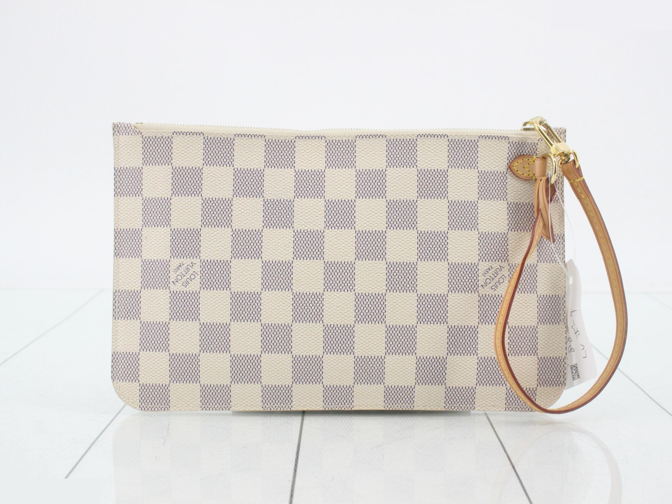 Neverfull (included pouch only) — view 2