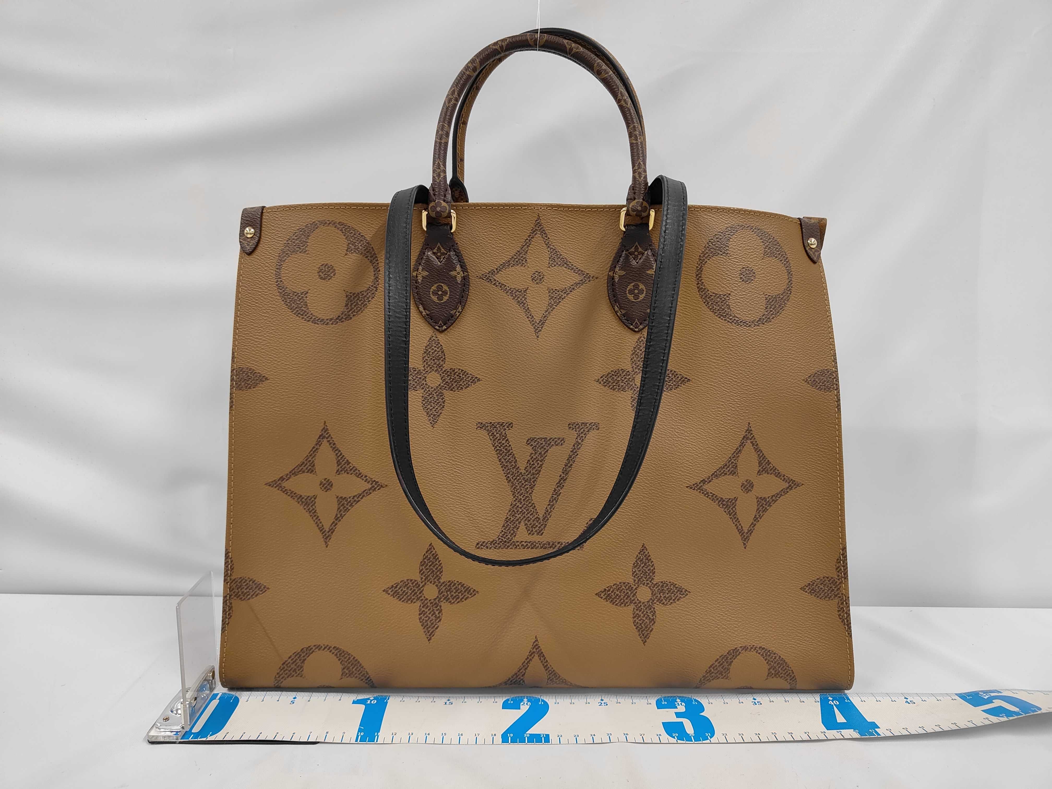 LV OnTheGo GM Monogram Coated Canvas Tote Bag Shoulder Bag/Handbag — view 2
