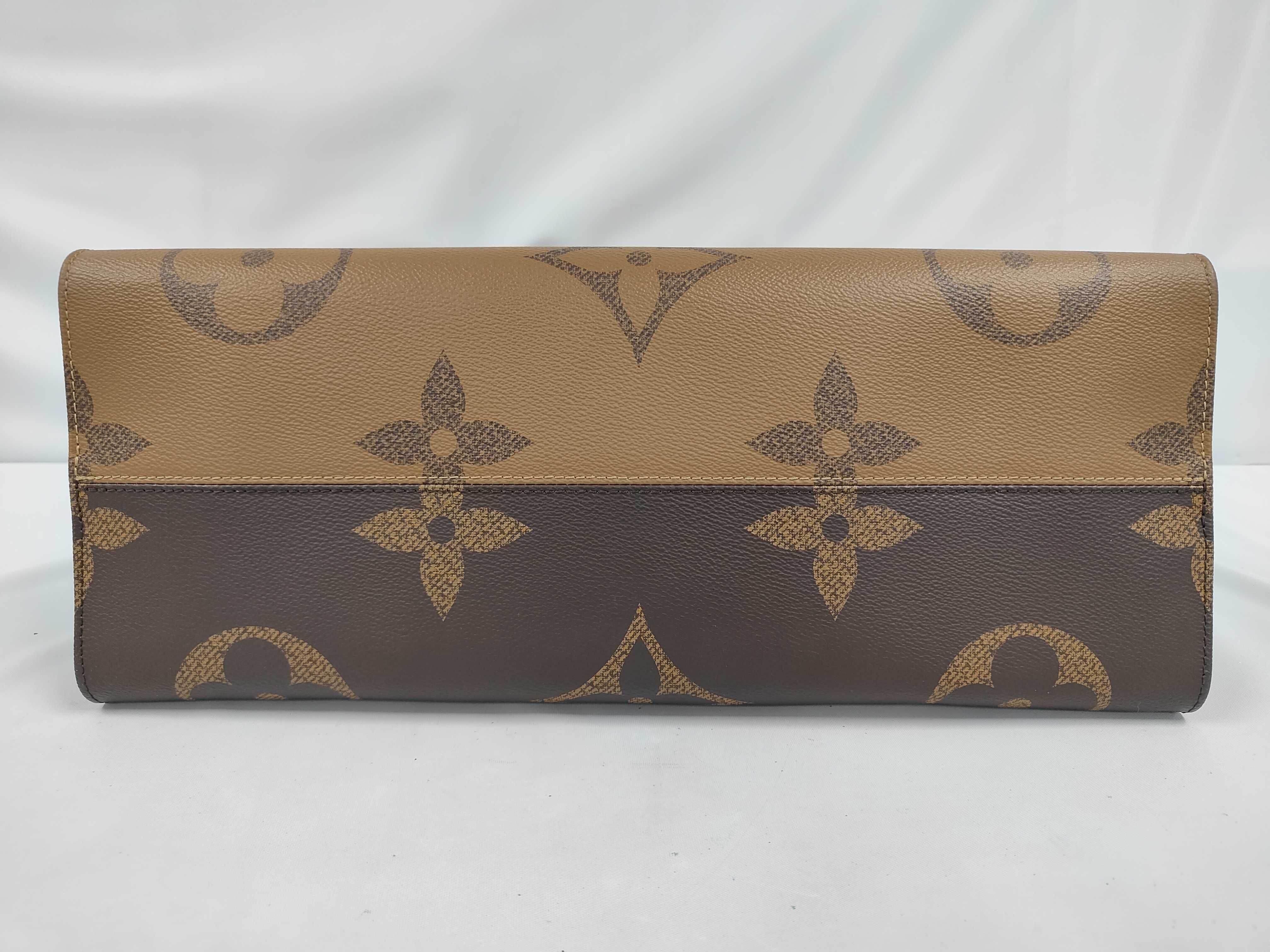 LV OnTheGo GM Monogram Coated Canvas Tote Bag Shoulder Bag/Handbag — view 3