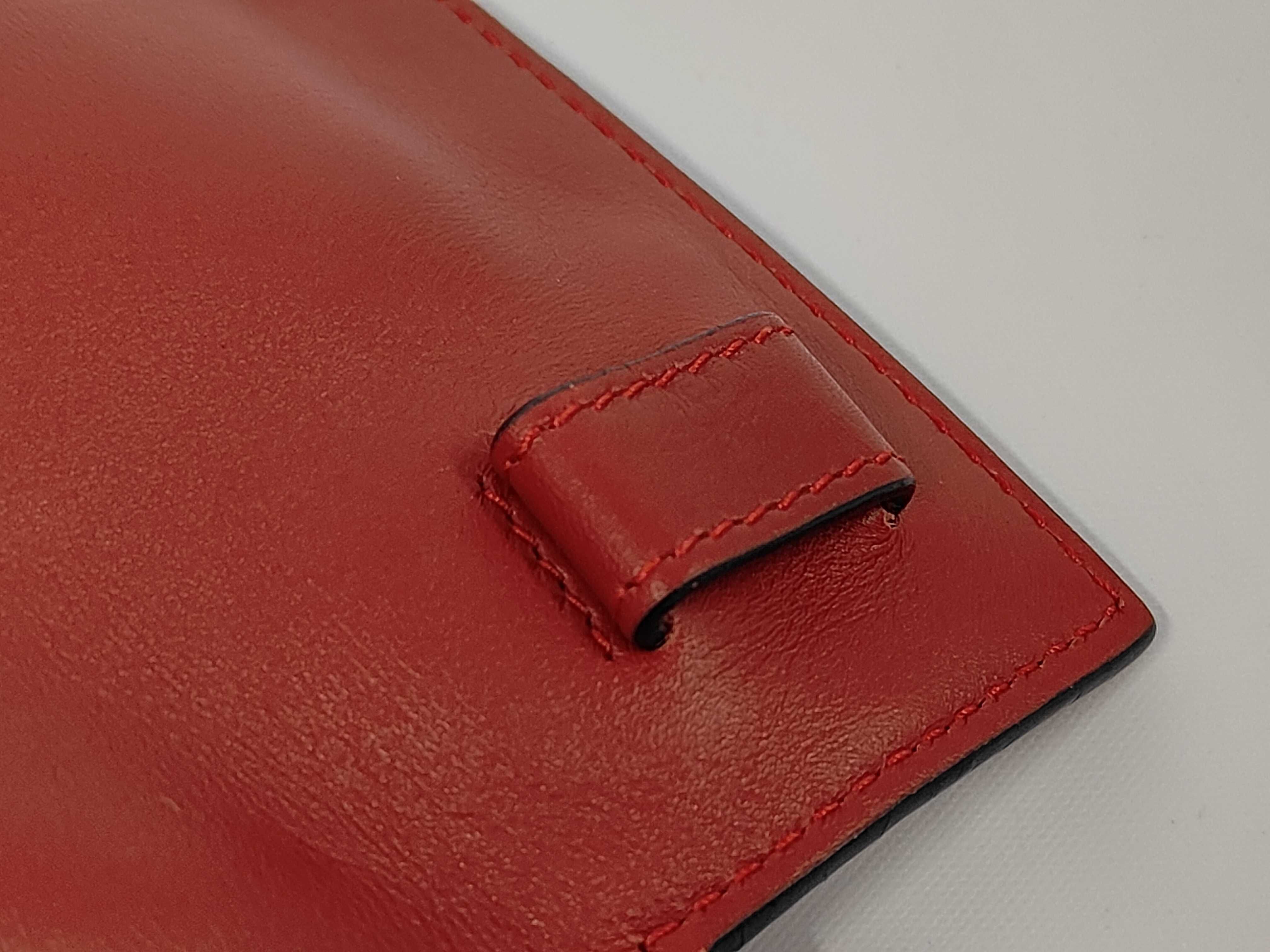 Anagram T Pouch, Red - Clutch Bag — view 3
