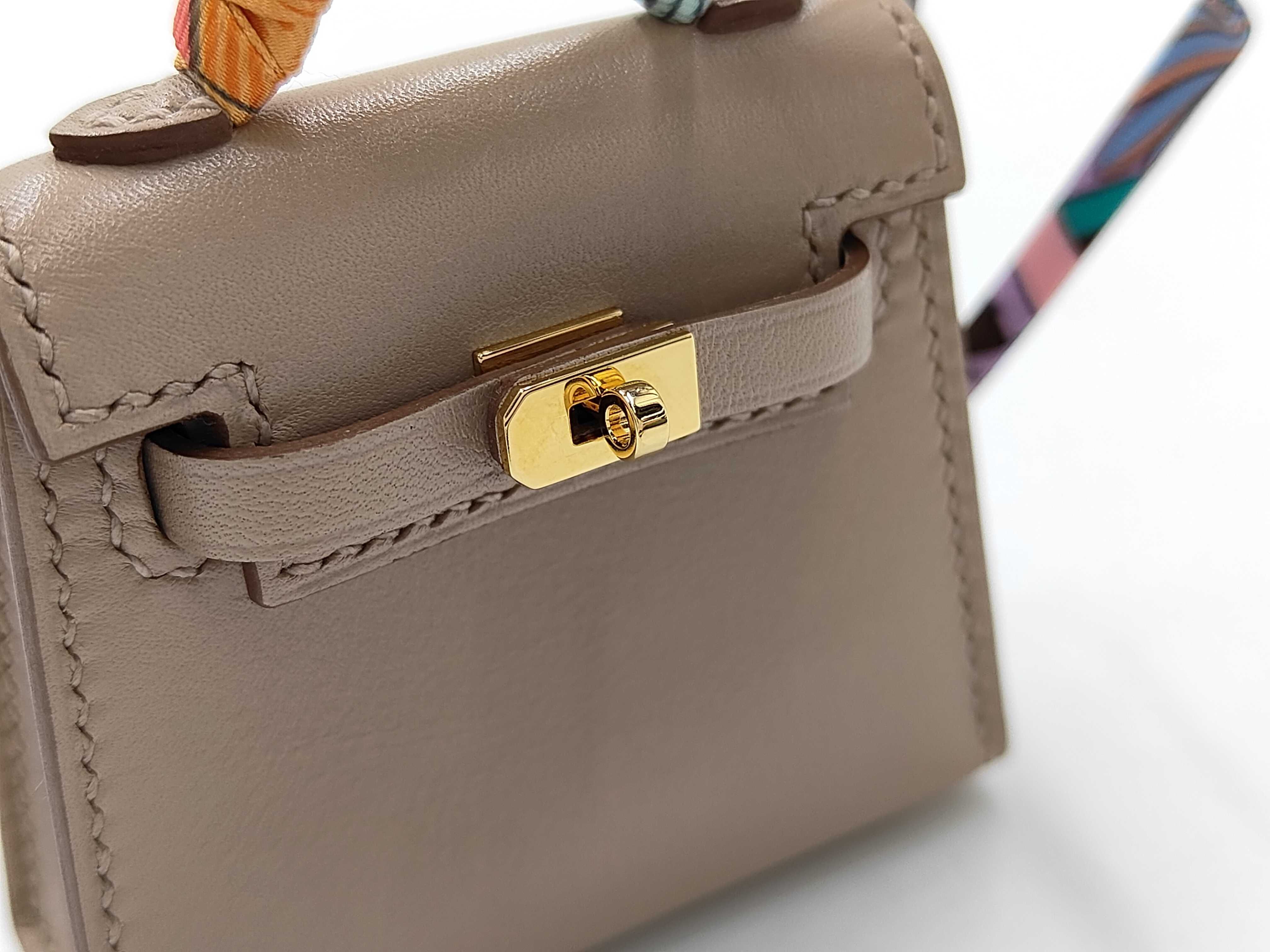 Kelly Twilly Bag Charm (Z stamp) and other accessories. — view 7
