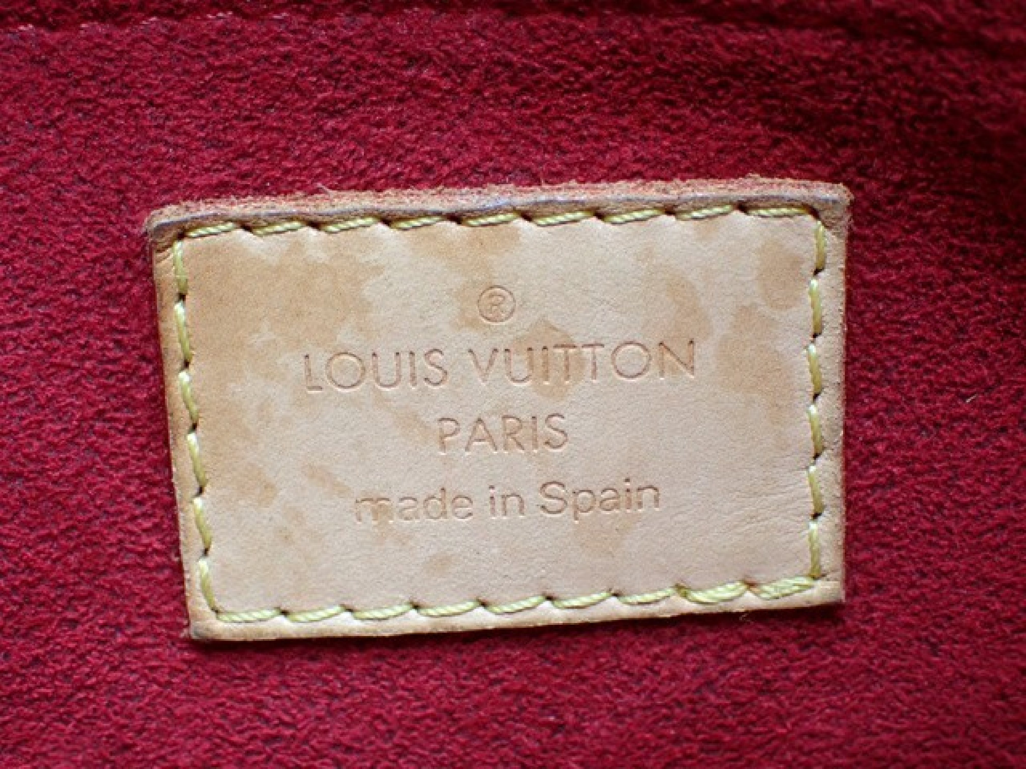 Clara Monogram CA1025 Handbag — view 9