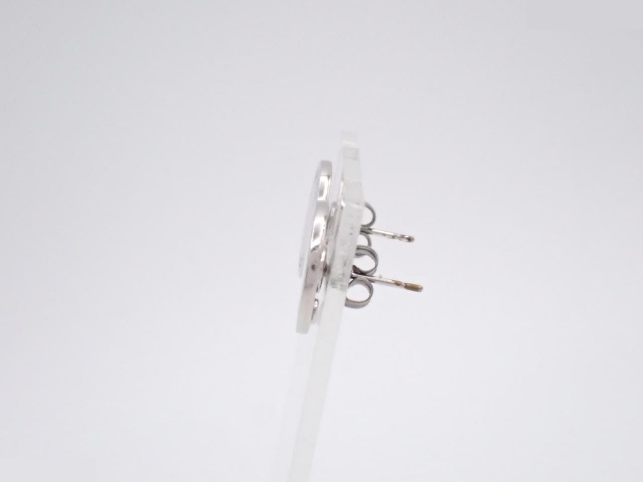 logo earrings, 98P, aftermarket backing. — view 3