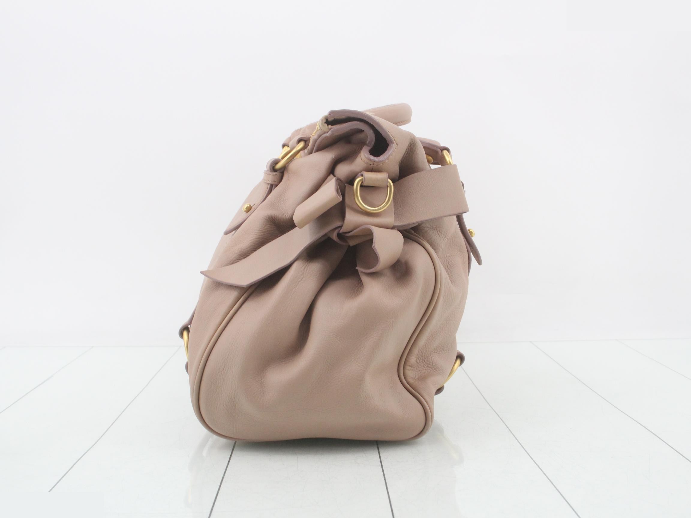 handbag, leather, beige, with shoulder strap. — view 3