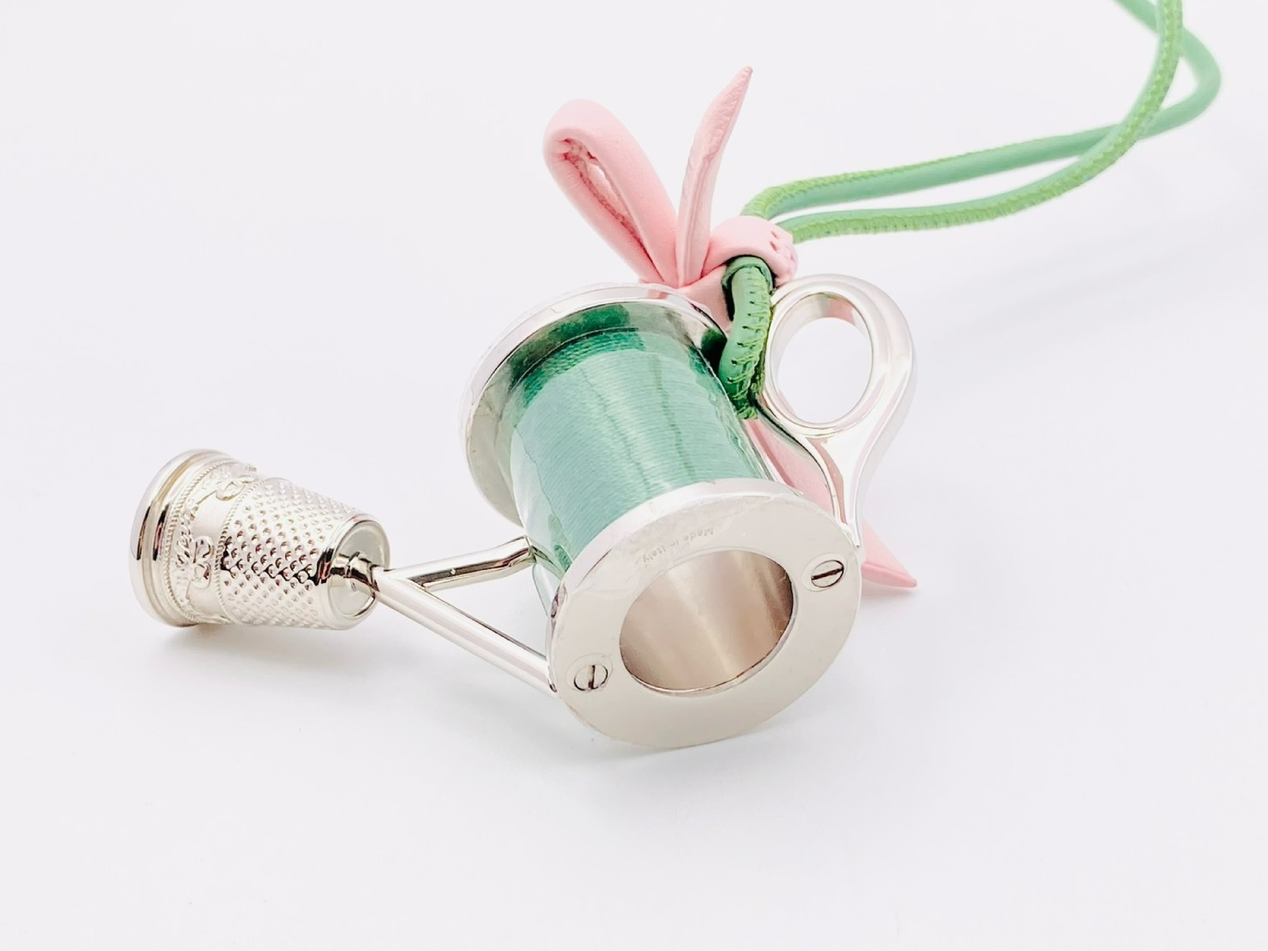Jardin DAtelier Watering Can, Thimble & Thread Spool, Ribbon Charm (Current Product) Key Case/Keychain — view 3