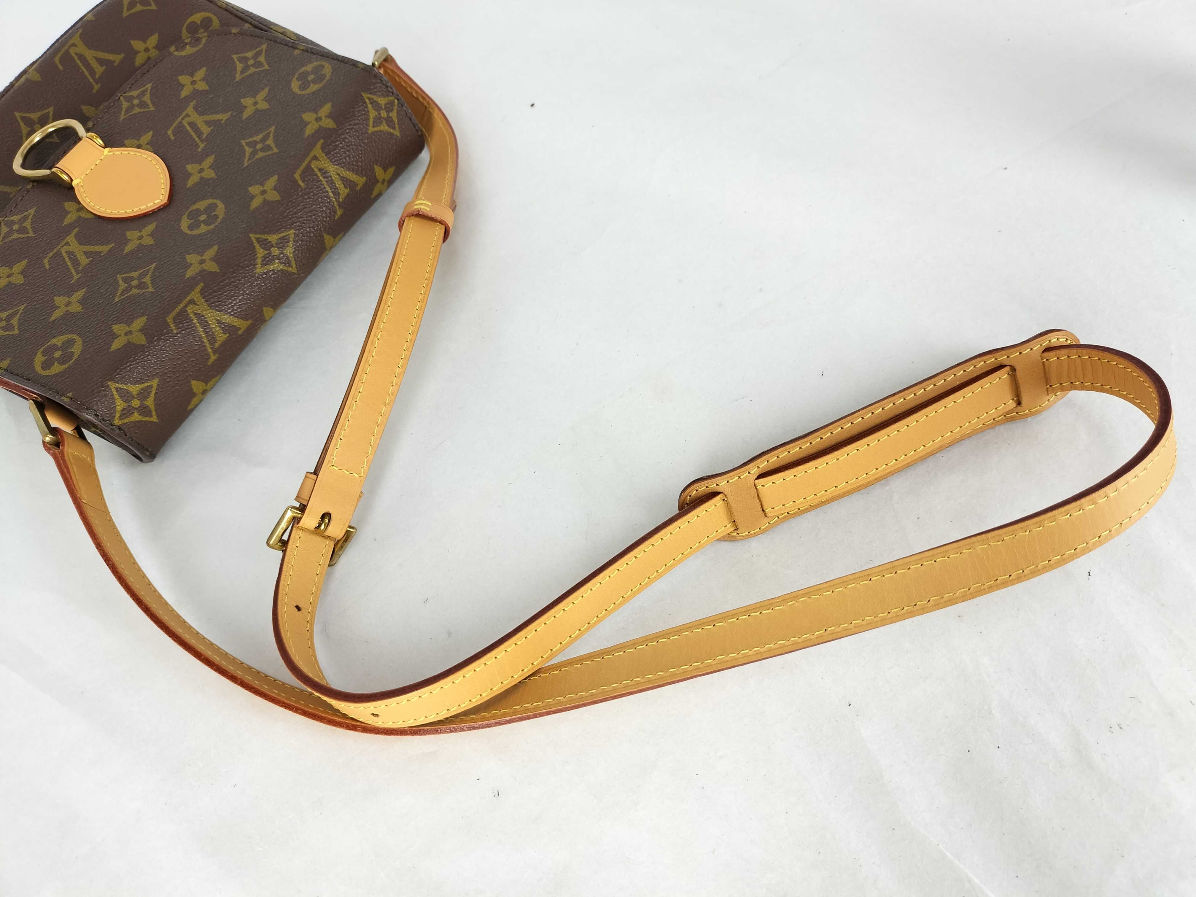 Monogram Louis Vuitton Shoulder Bag — view 3