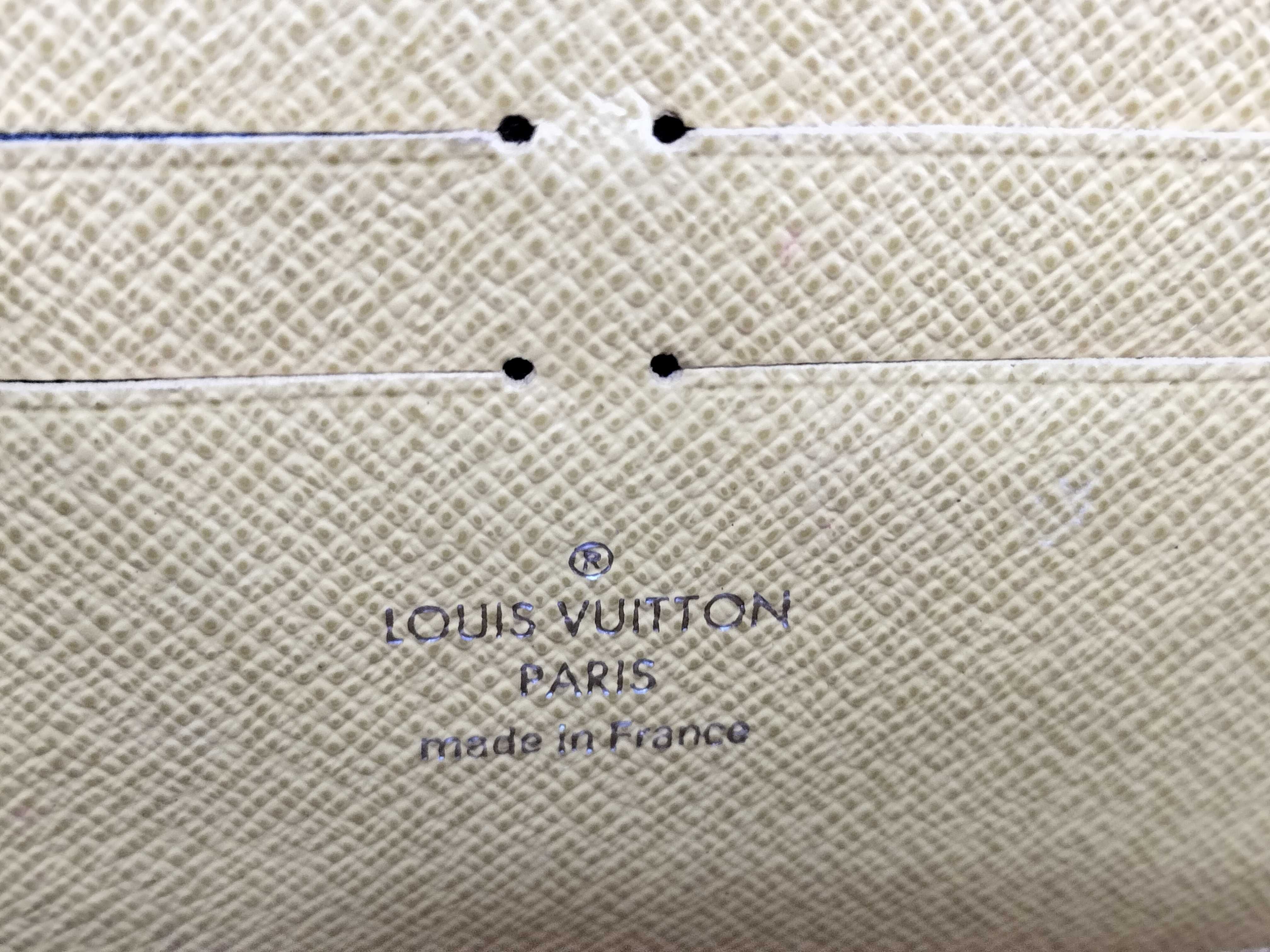 Twist Chain Shoulder Bag — view 12