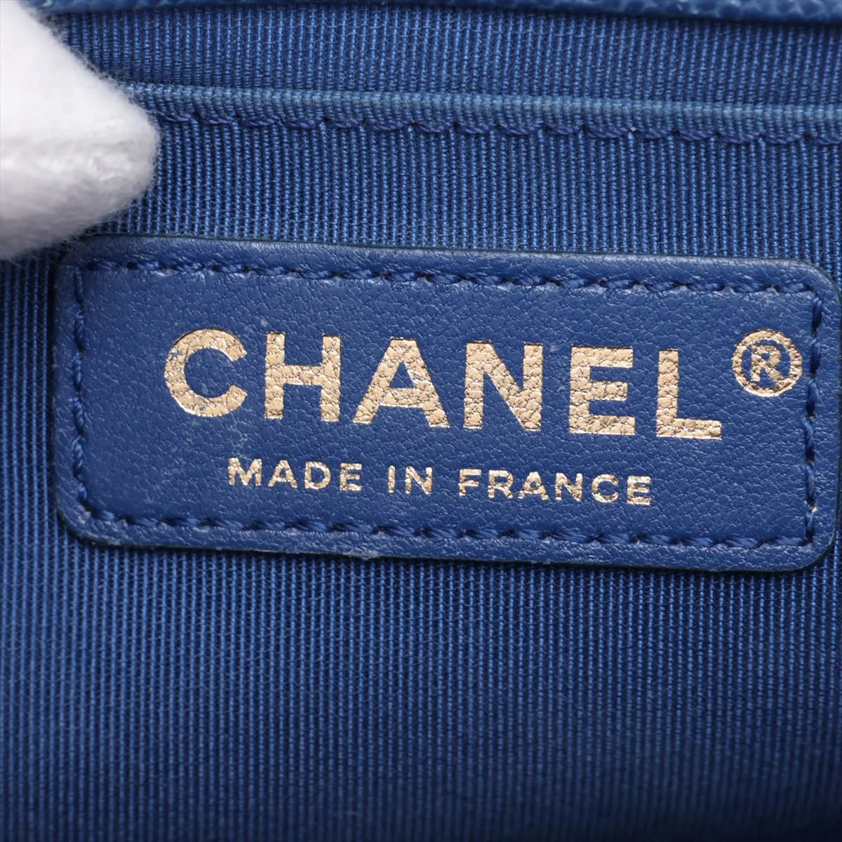 Boy Chanel 25 Caviar Skin Chain Shoulder Bag, Chevron Blue with Gold Hardware, 25121758, Serial Number 25-series, A67086 — view 8