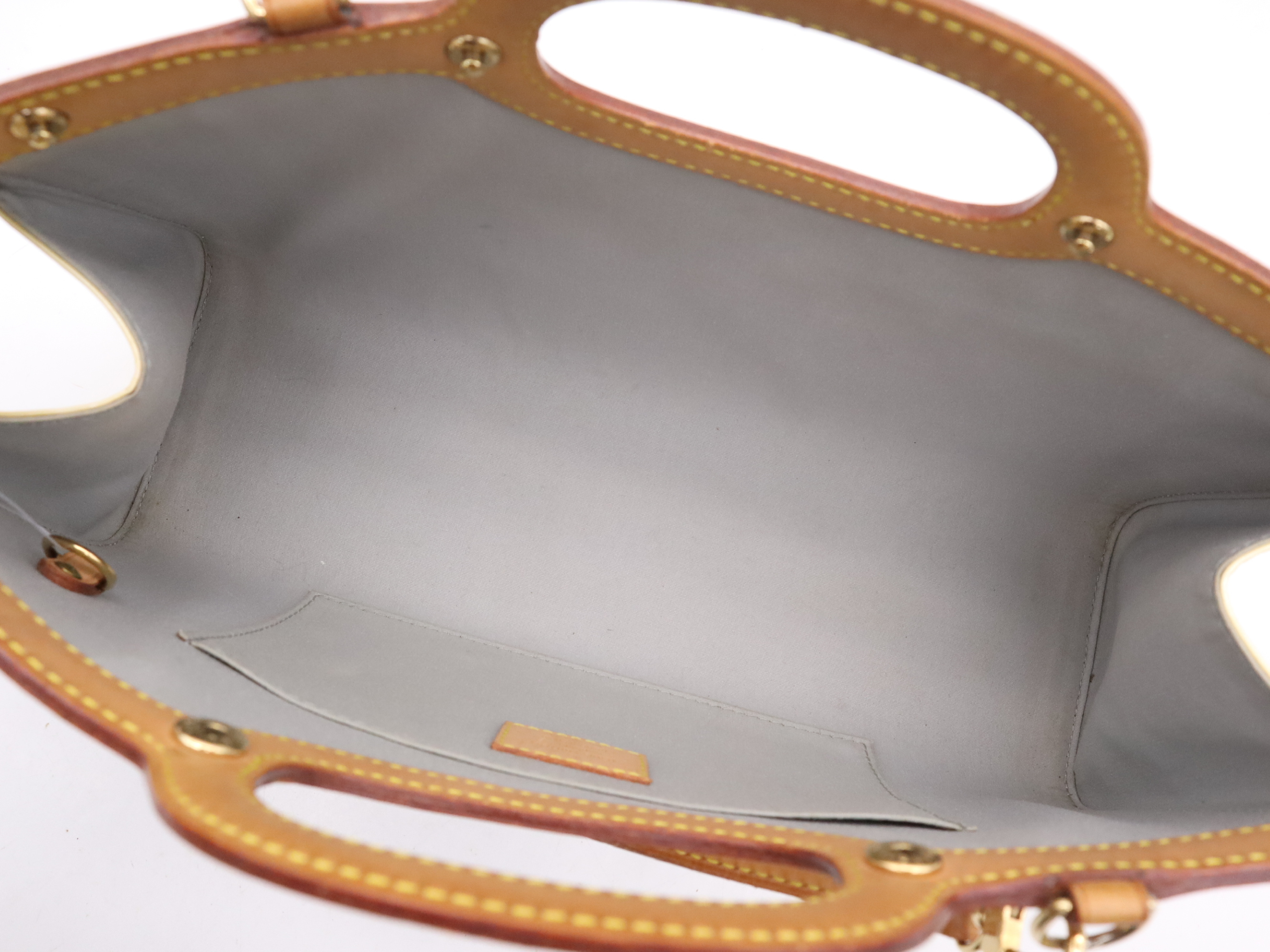 M91374 Vernis Roxbury Drive Perle Shoulder Bag with Shoulder Strap — view 10