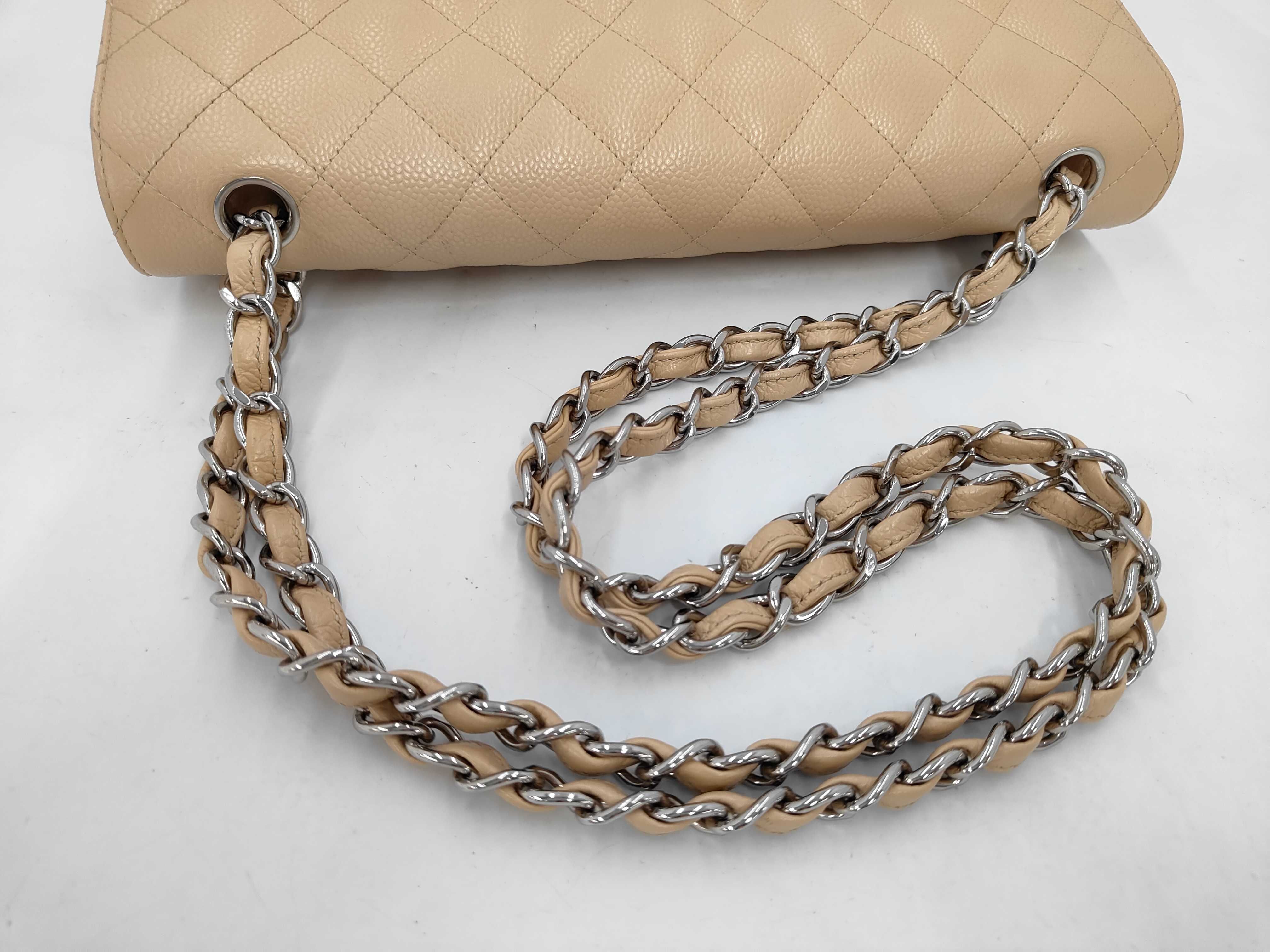Matelassé 30 Caviar Skin Beige Silver Hardware 58600 Shoulder Bag — view 5