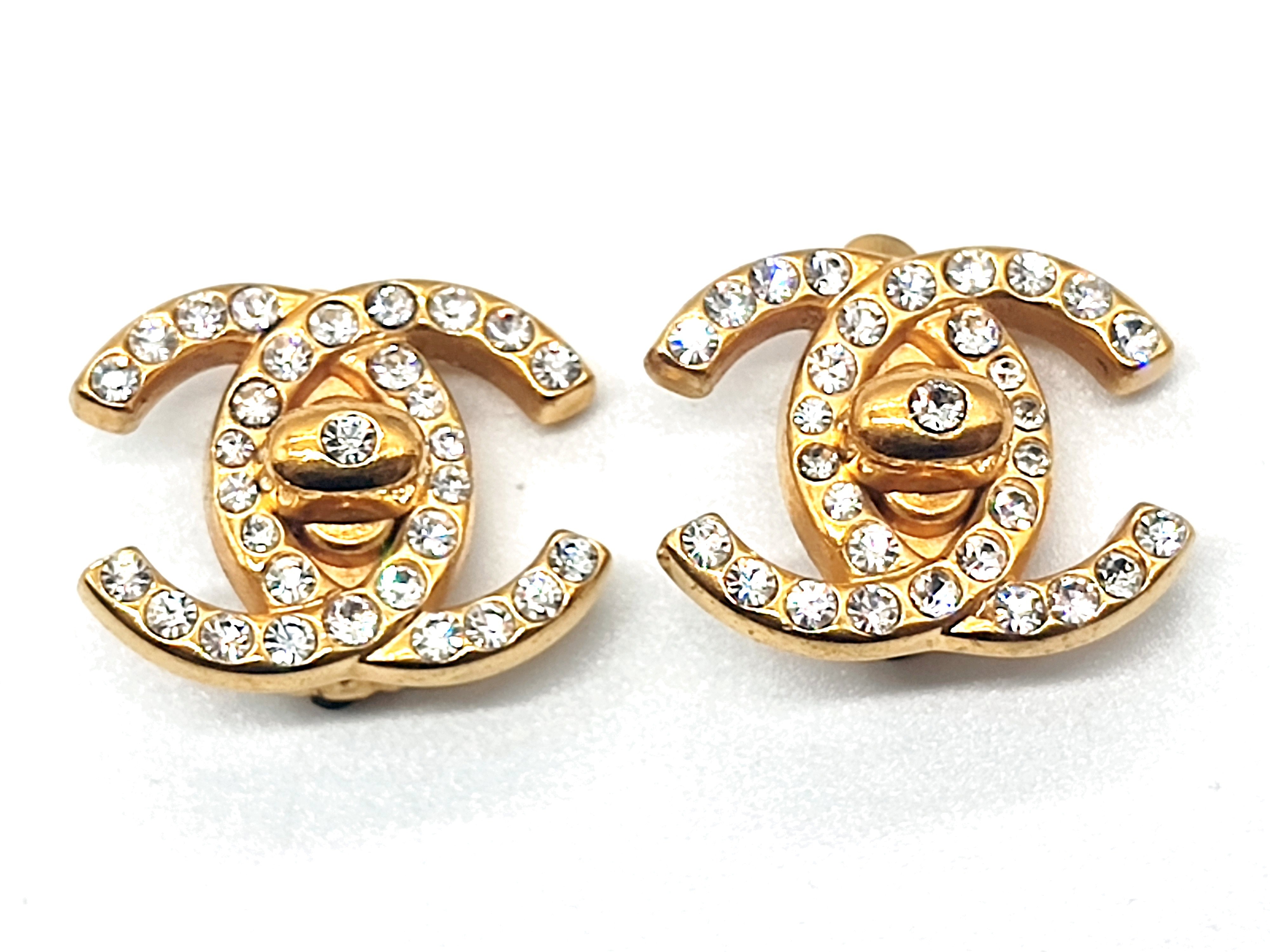 Coco Mark Turnlock Rhinestone Earrings 96A