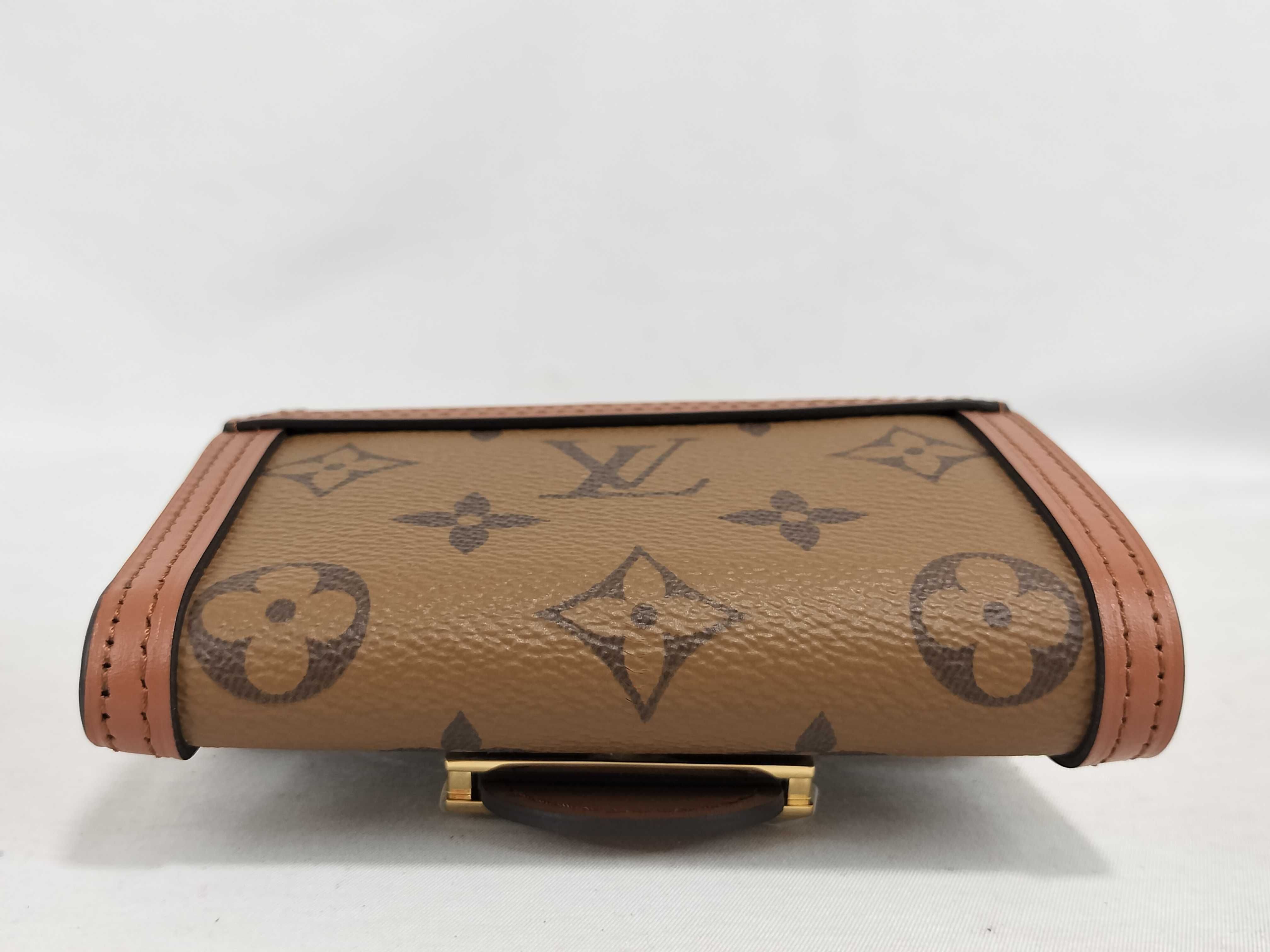 Wallet Portefeuille Dauphine Compact Monogram Reverse Wallet — view 3