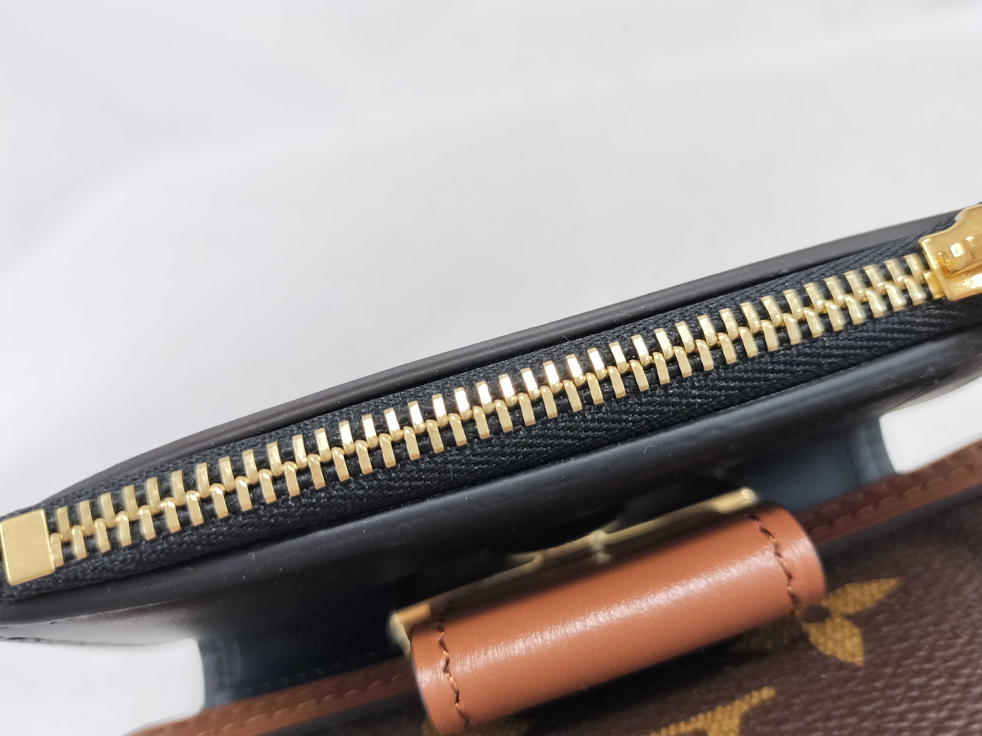 Wallet Portefeuille Dauphine Compact Monogram Reverse Wallet — view 8